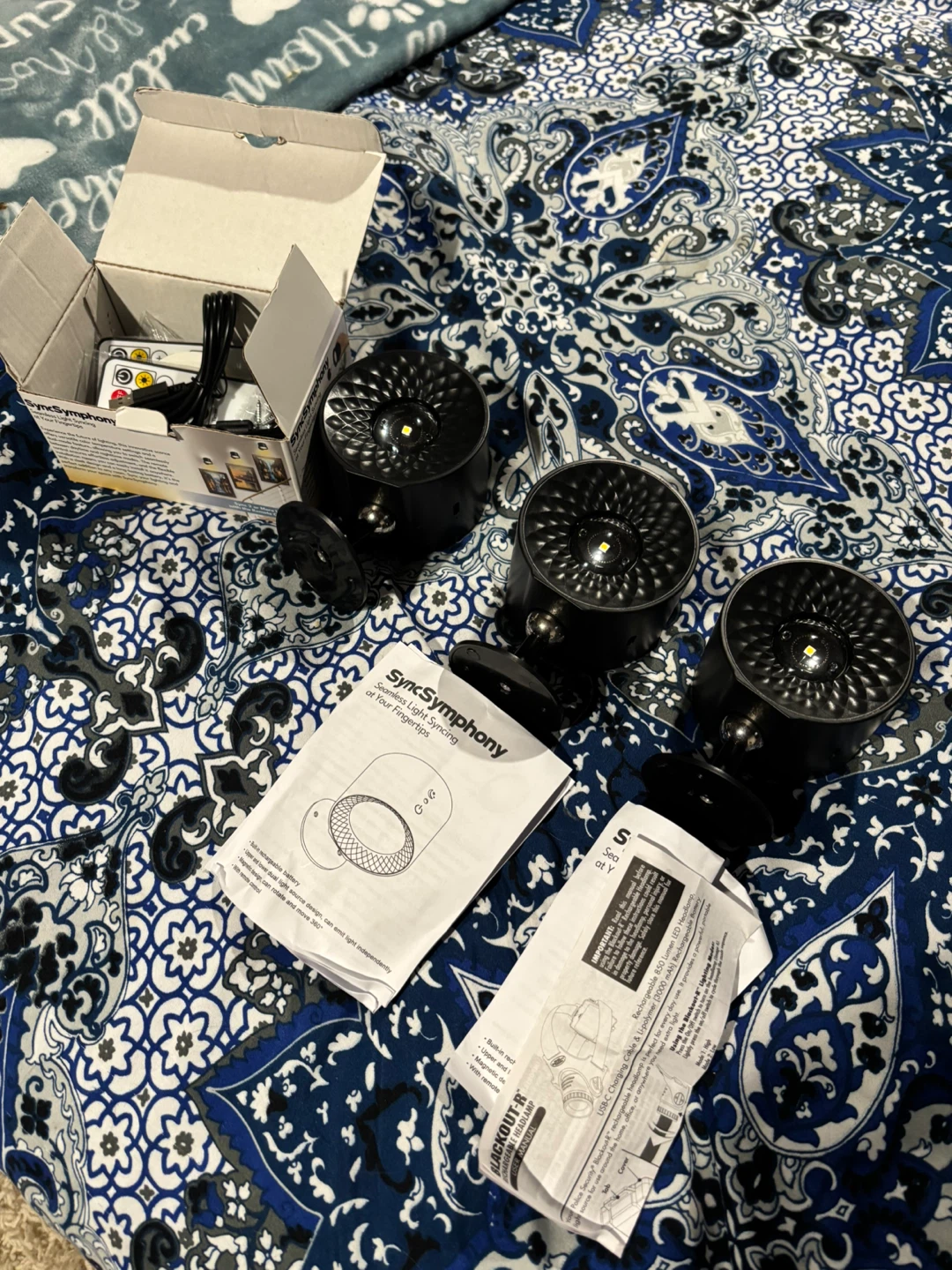 SyncSymphony Magnetic LED Lights (3-Pack) with Remote - photo 2