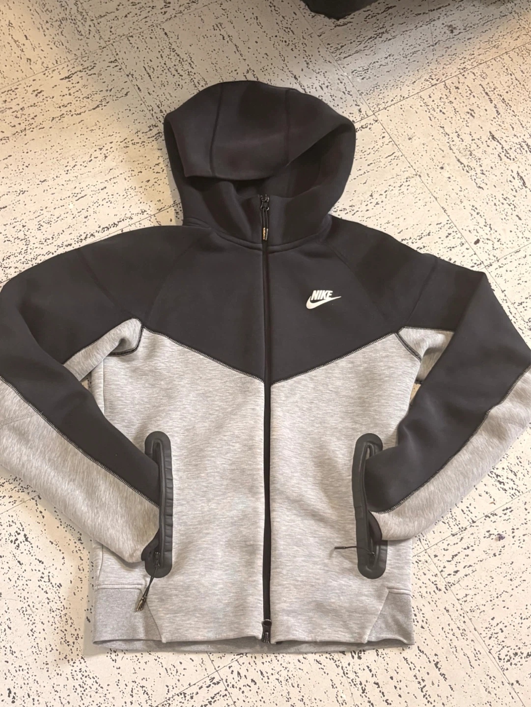 Nike Tech Fleece Full Zip Hoodie