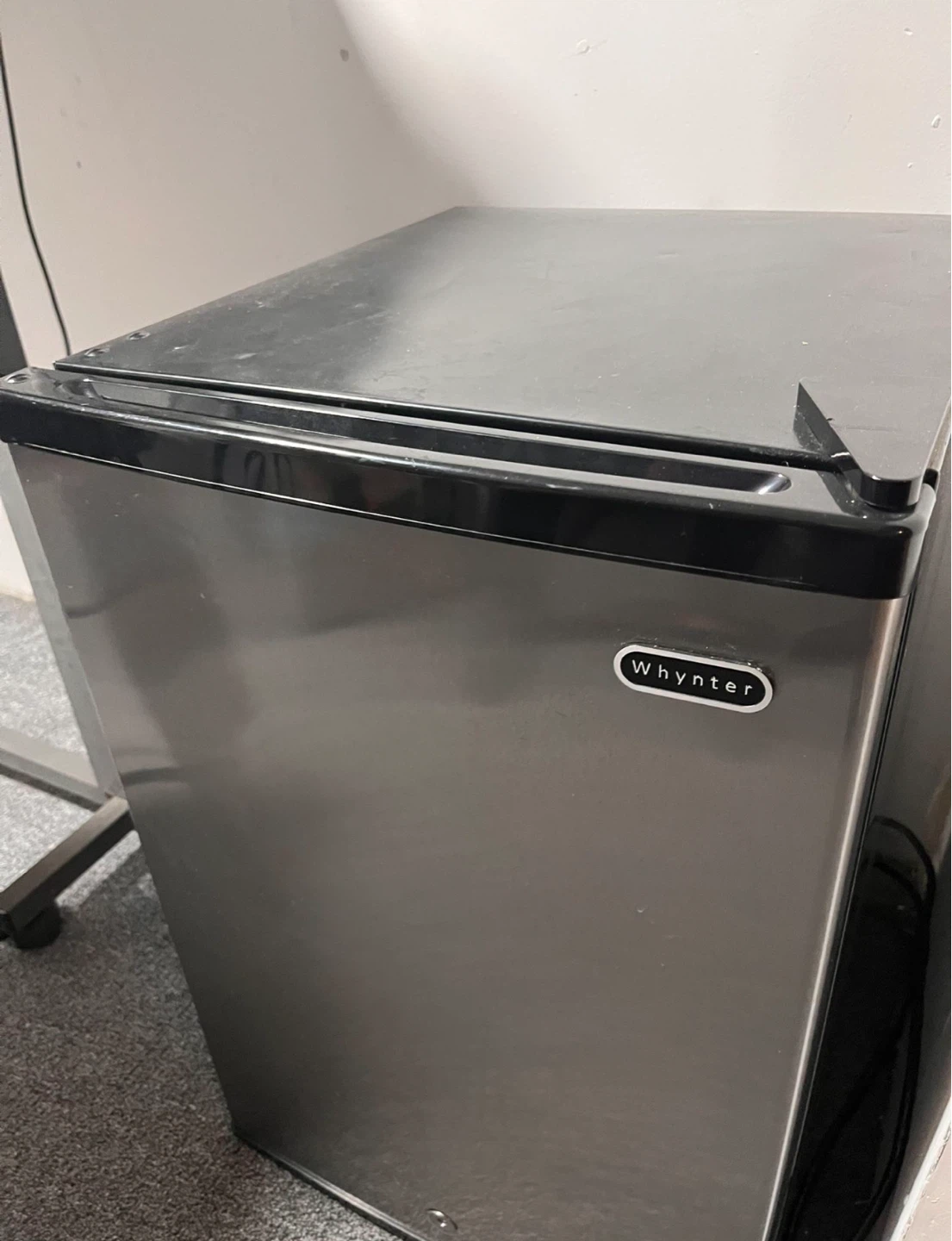 Whynter Upright Freezer 2.1 Cu. Ft. Mini Freezer