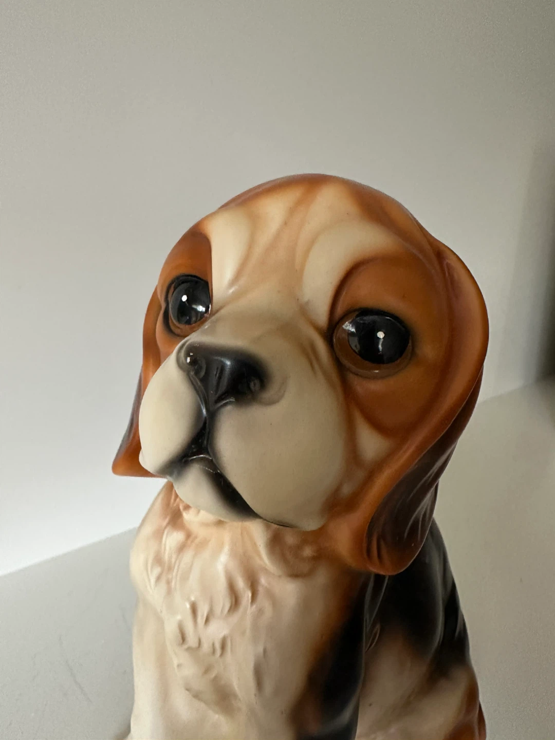 Ceramic Beagle Dog Figurine - photo 2