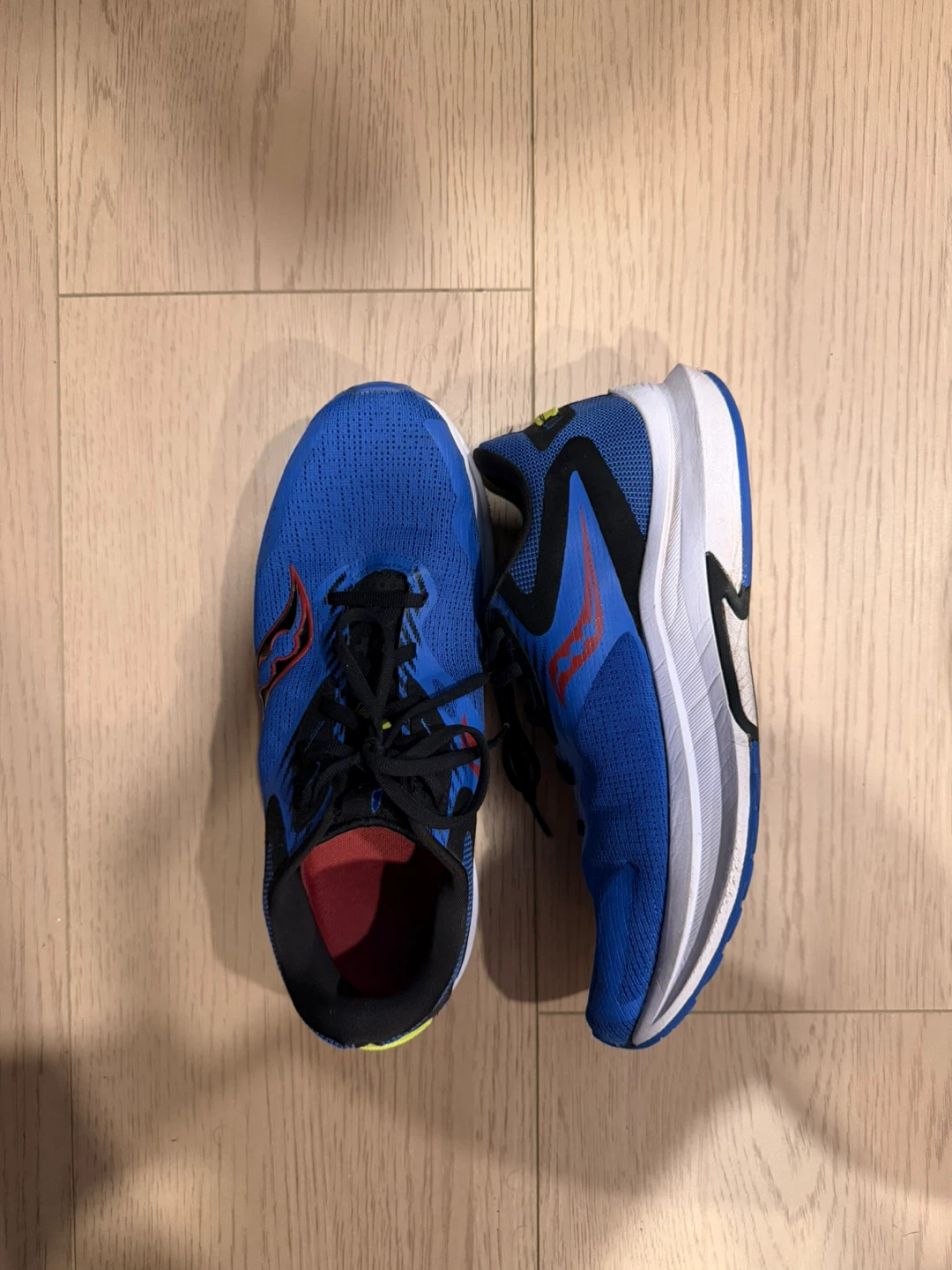 Saucony Running Shoes - photo 3