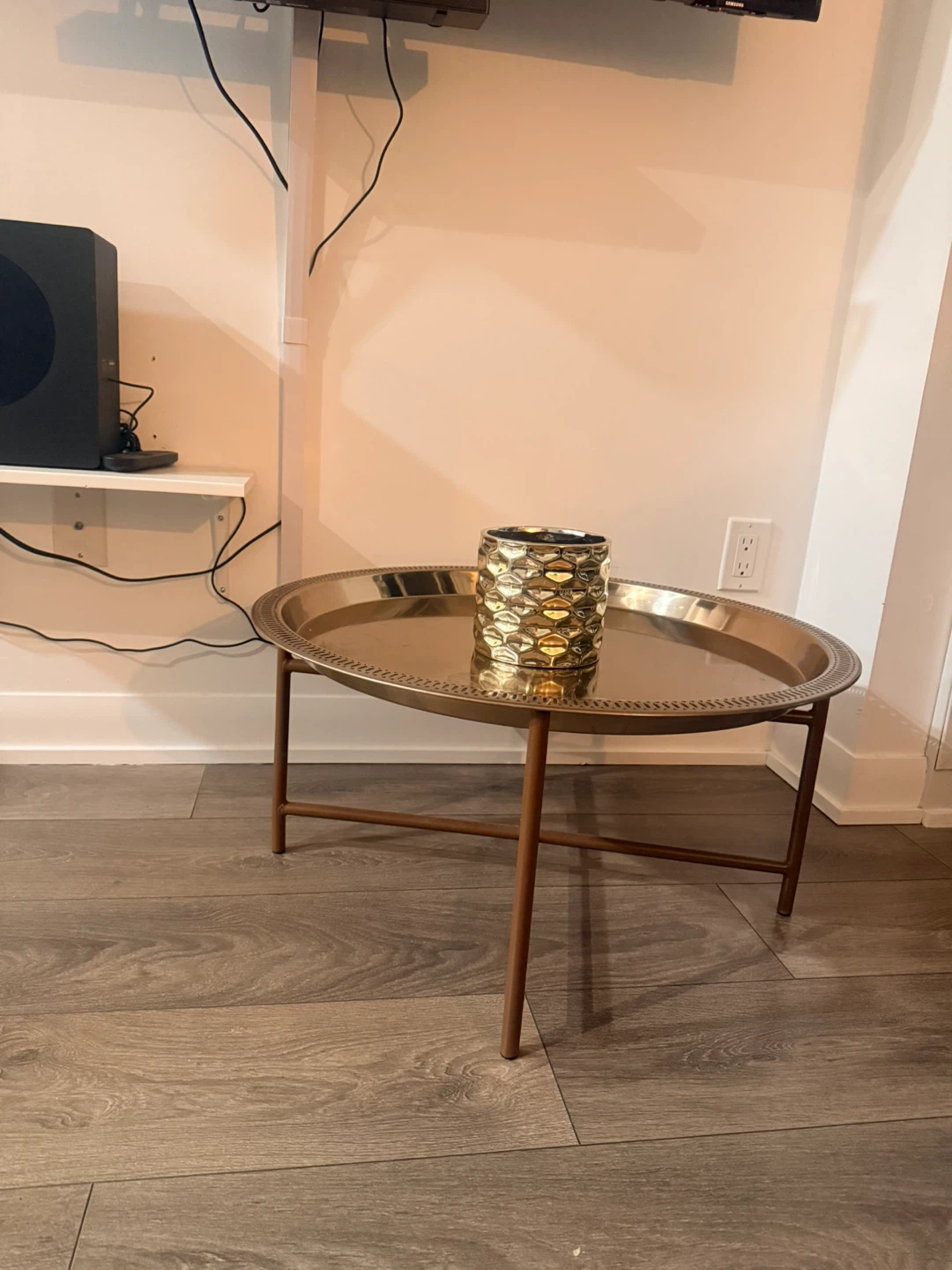 Modern Gold Metal Coffee Table – Stylish & Elegant - photo 2