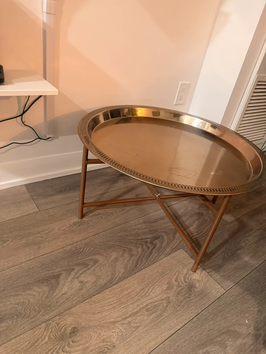 Modern Gold Metal Coffee Table – Stylish & Elegant - photo 4