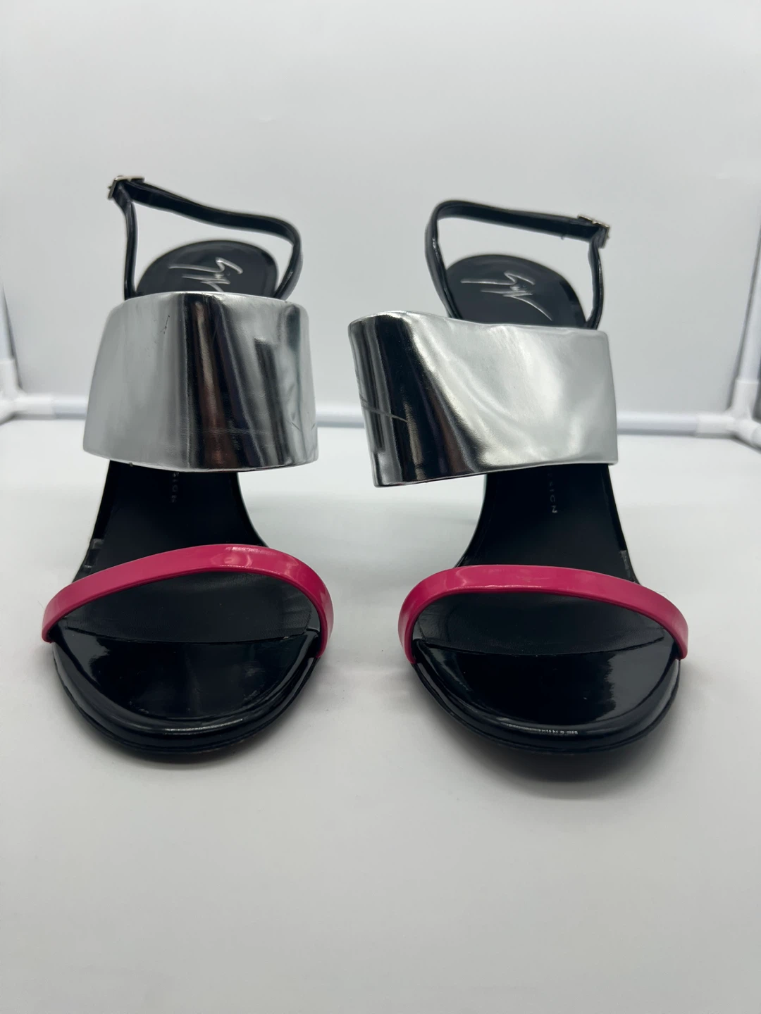 GIUSEPPE ZANOTTI Pink Patent Leather Green Stiletto Sandals 40 - photo 3