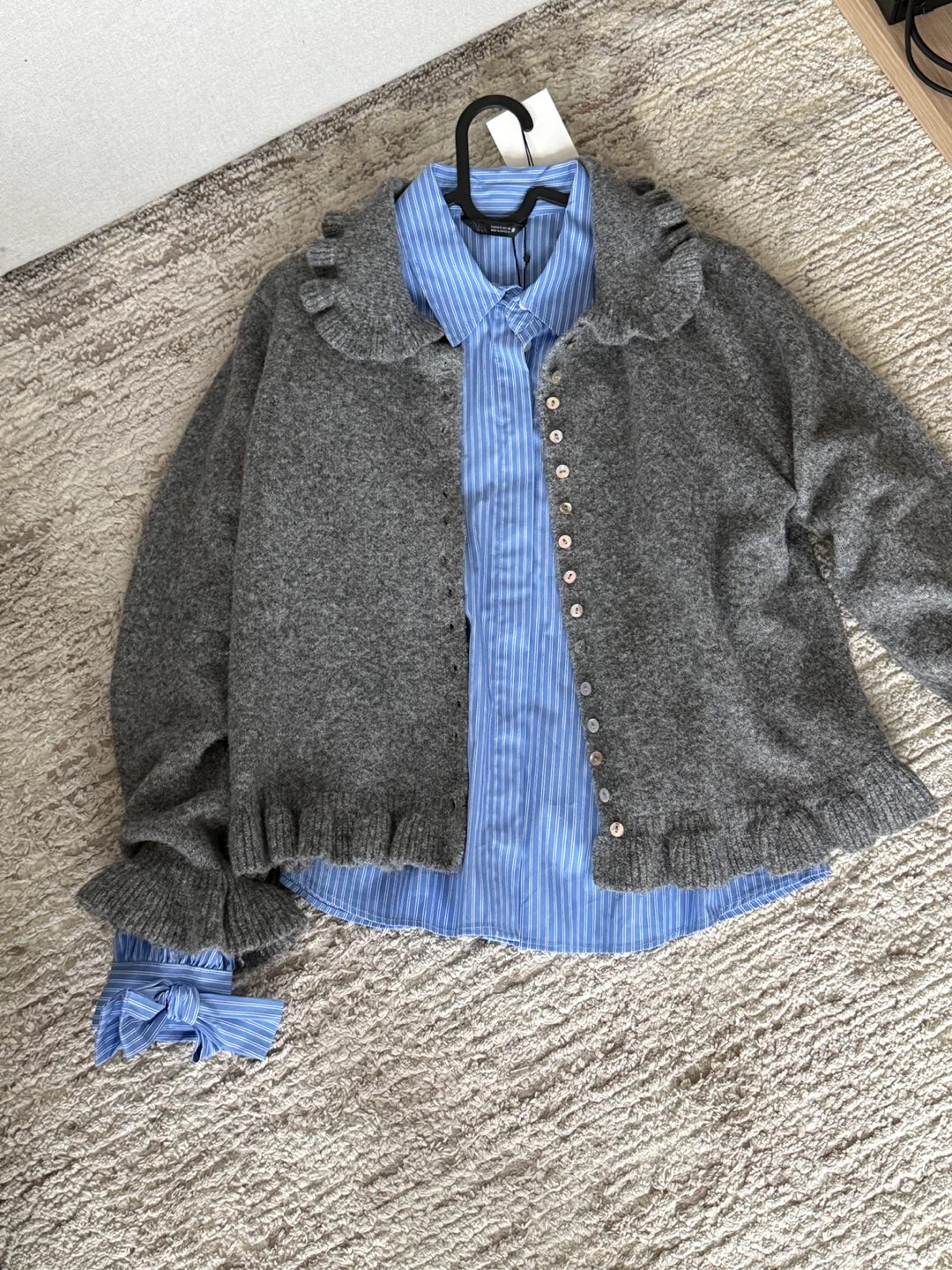 Zara Grey Ruffle Collar Cardigan - photo 2
