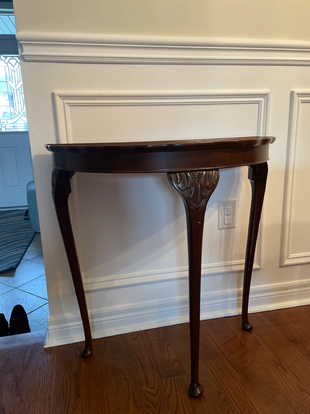 Half-moon table