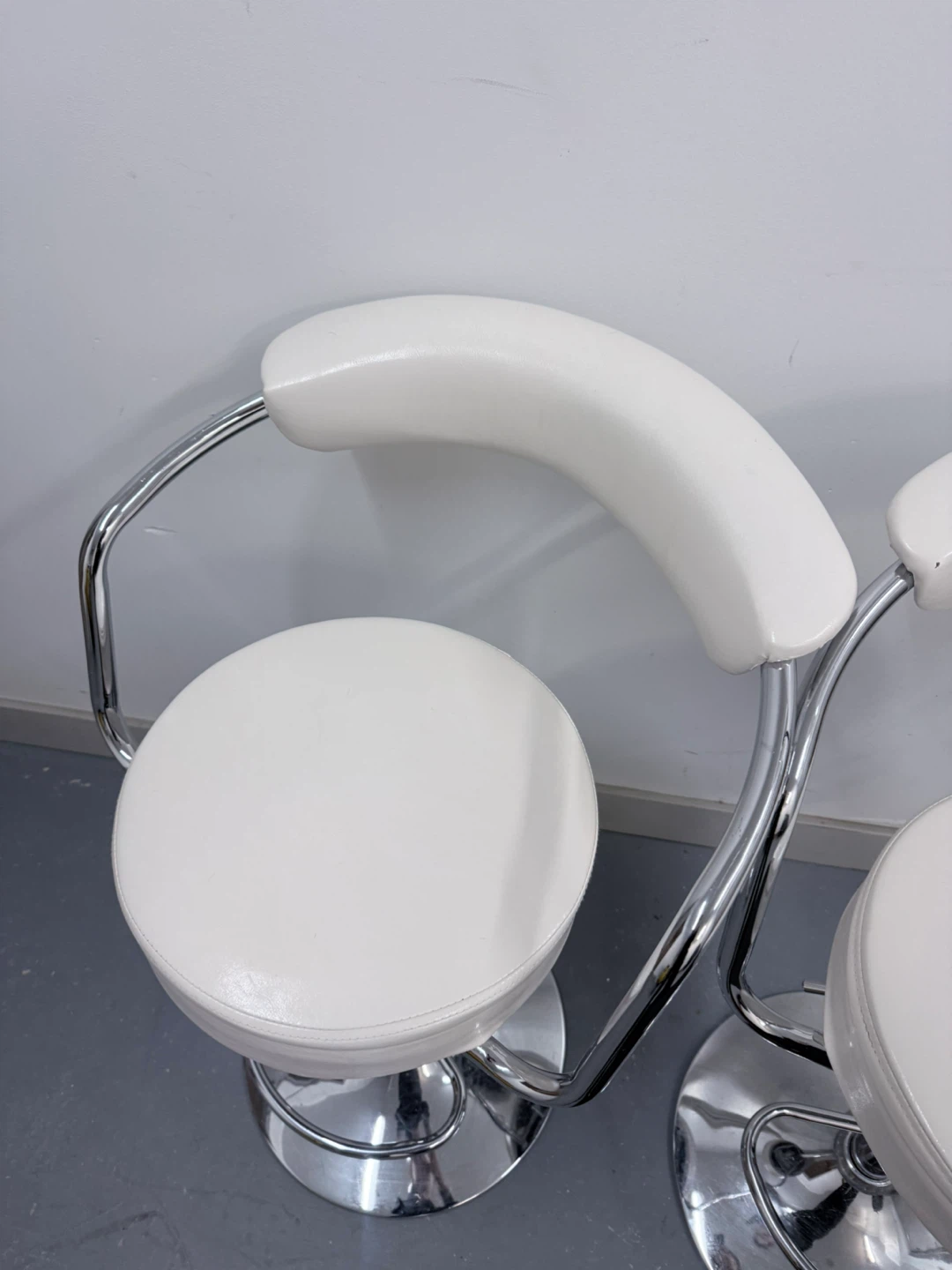 White Bar Stools - Set of 2 and lamp