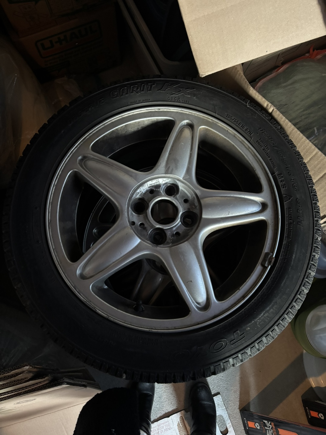 Set of 4 winter Tires with Rims (2007 Mini Cooper)