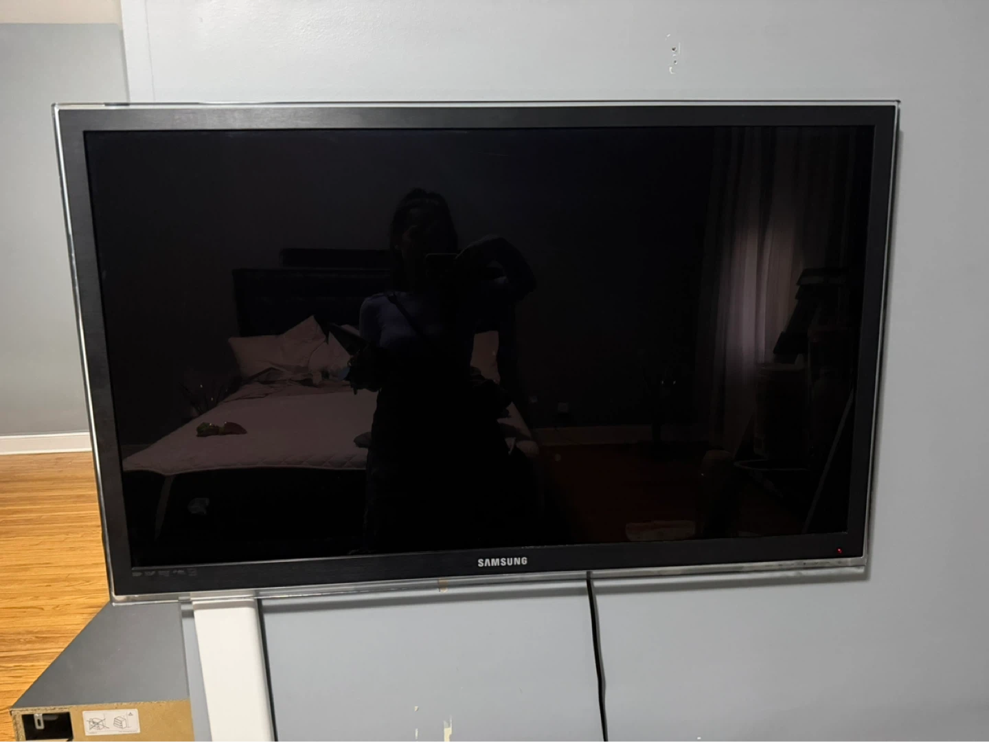 Samsung Flat Screen TV