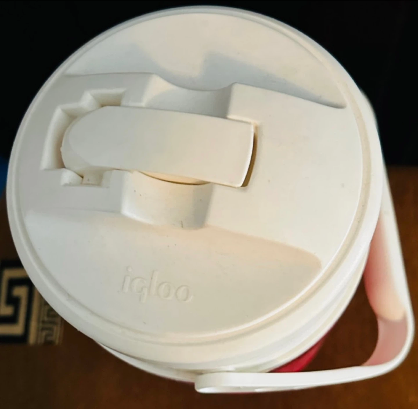 Igloo Red and White Water Cooler Jug (3.75Lt) - photo 4
