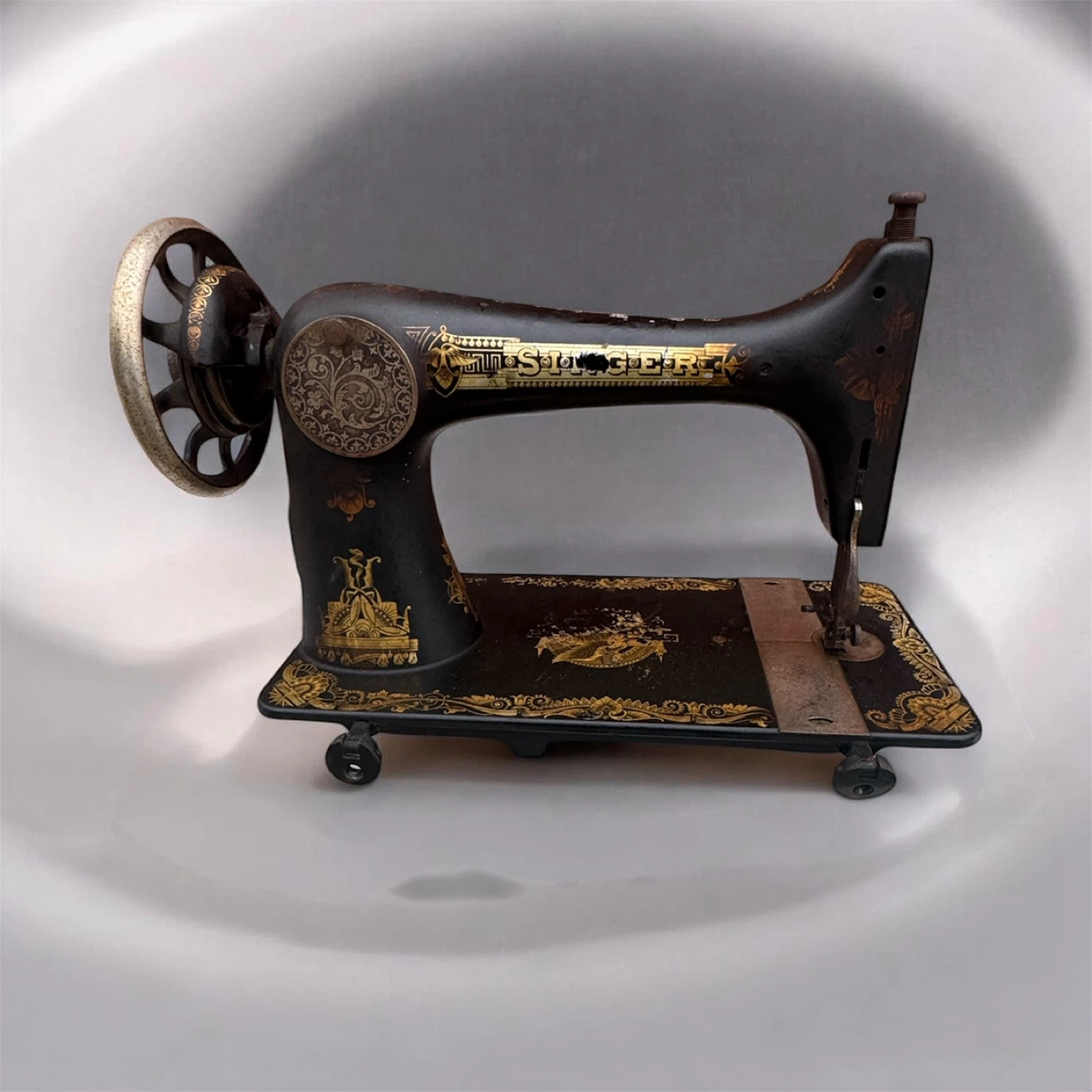 Vintage Singer Sewing Machine
