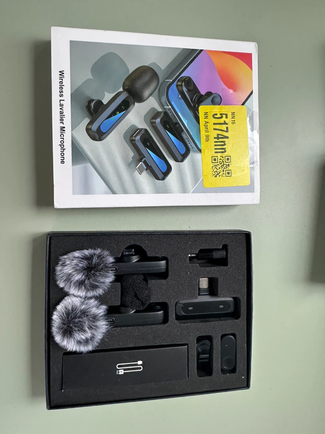 Wireless Lavalier Microphone System - photo 5