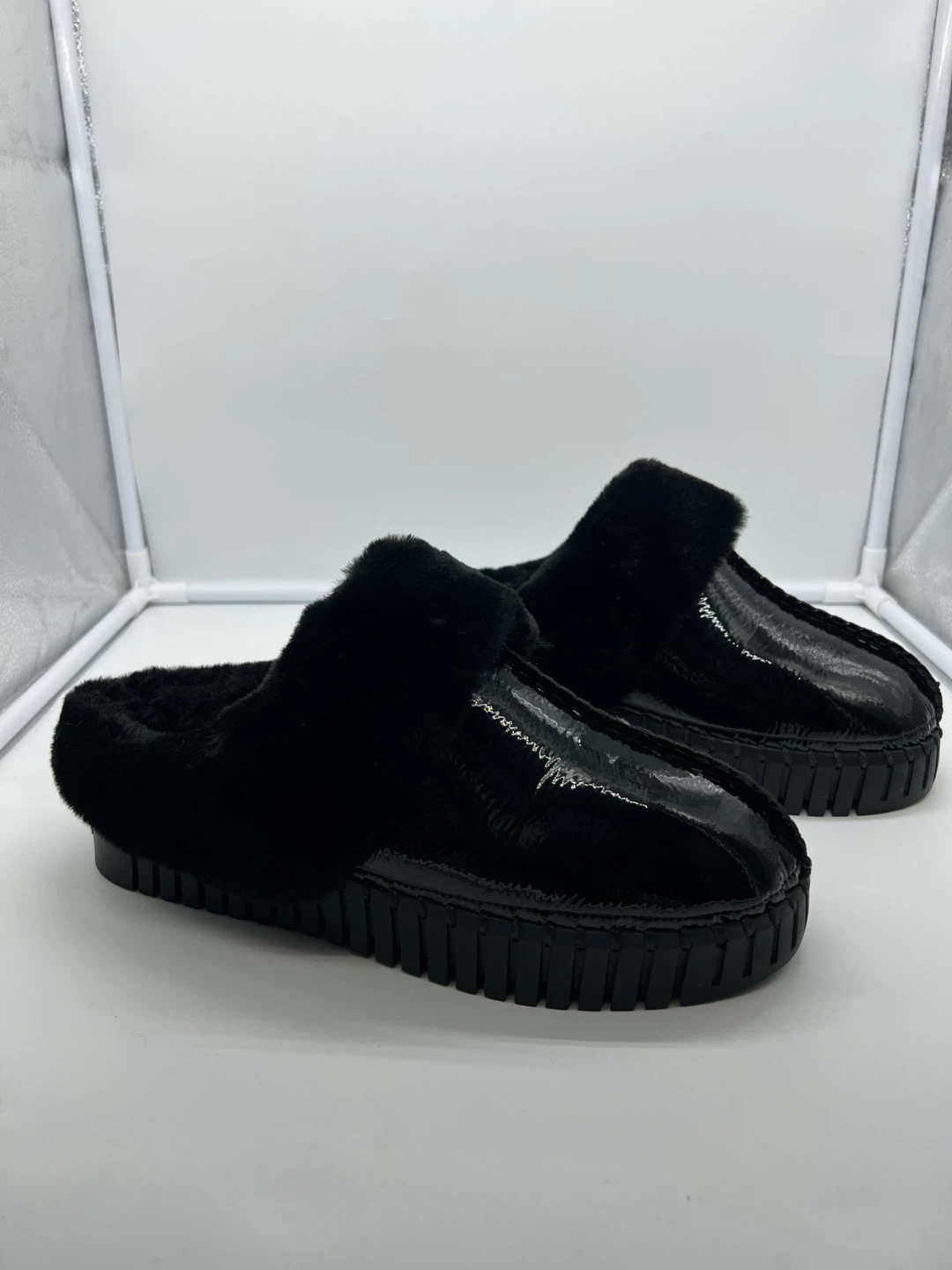 ILSE JACOBSEN Tulip Black Faux Fur Platform Slipper Slides Mules - photo 3