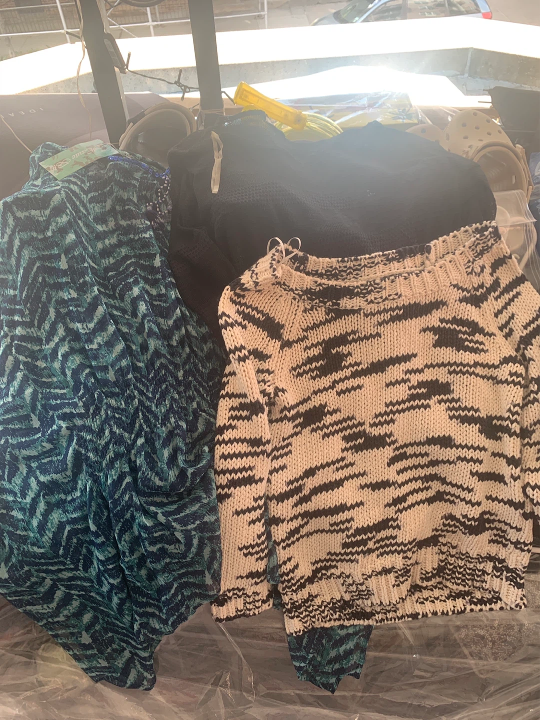 Bundle of Women's Clothing - photo 4