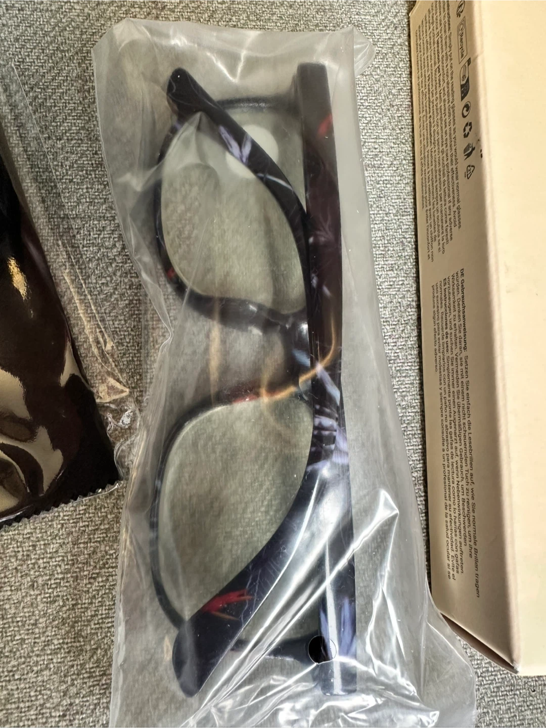 CCVOO Blue Light Blocking Glasses +4.0 - photo 2