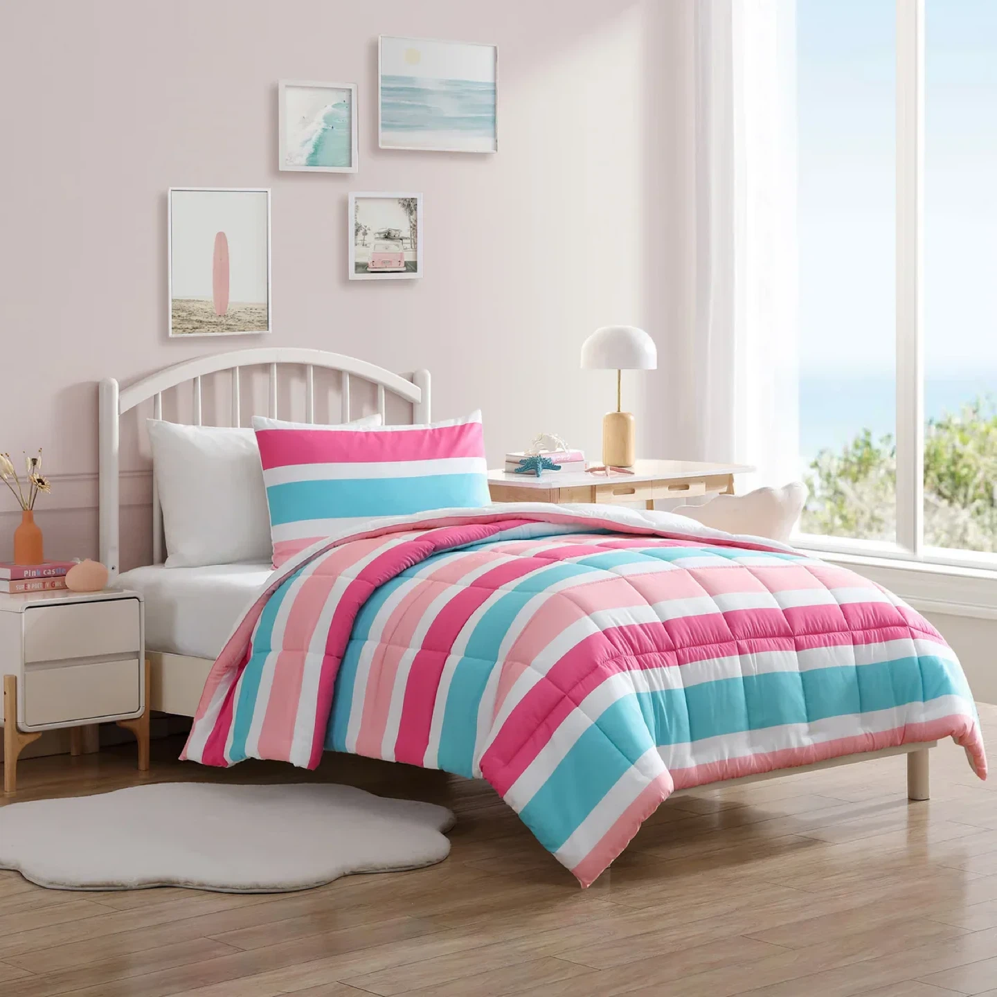 Brand New Nautica Striped Comforter Set - Twin