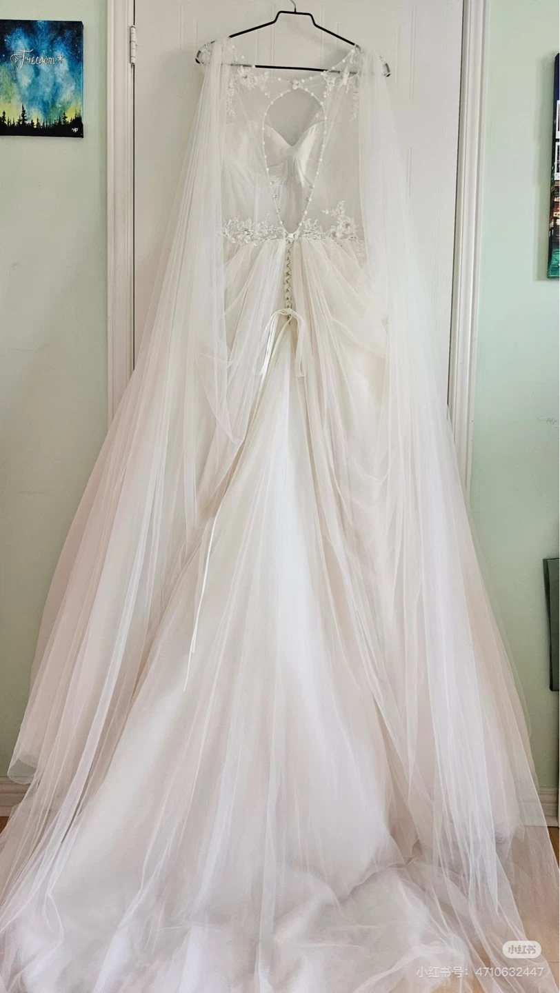 White Wedding Dress - Size 12 - photo 2