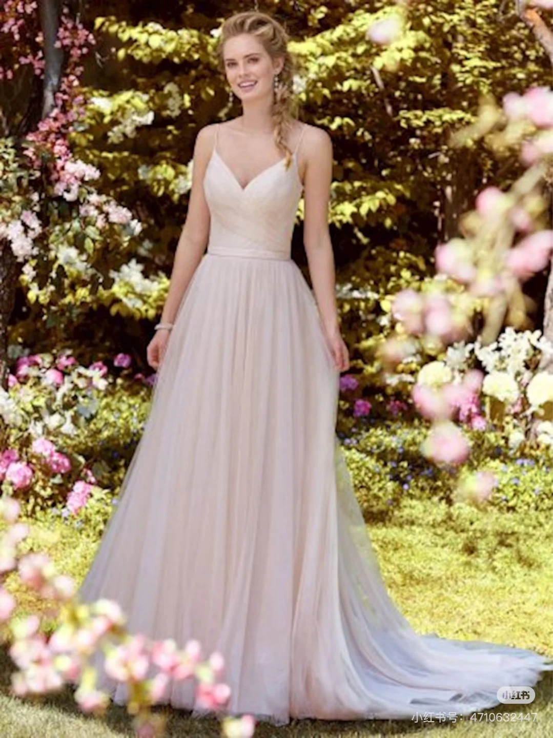 Women's Blush Tulle Wedding Dress - photo 3