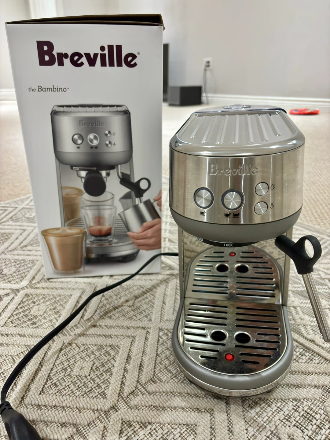 Breville the Bambino Espresso Machine with Auto Milk Frother