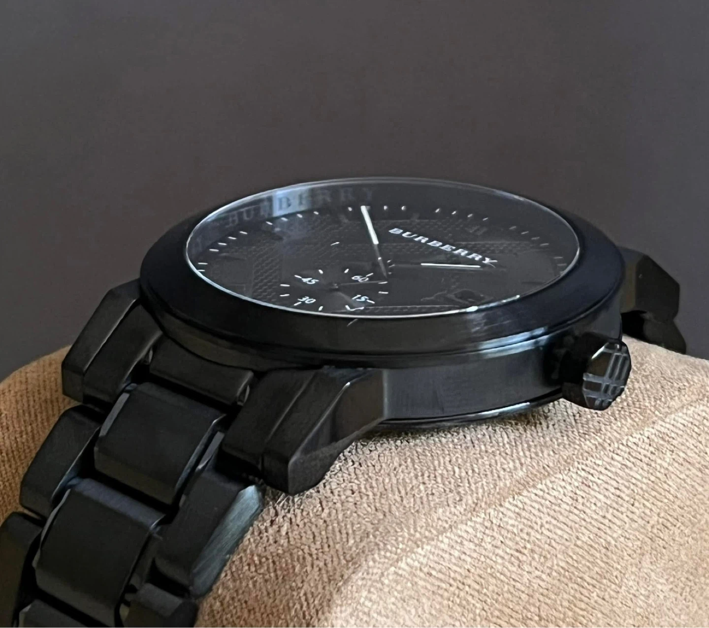 FOR SALE ✨ Burberry Men’s The City Gunmetal Dial Steel Watch - photo 5