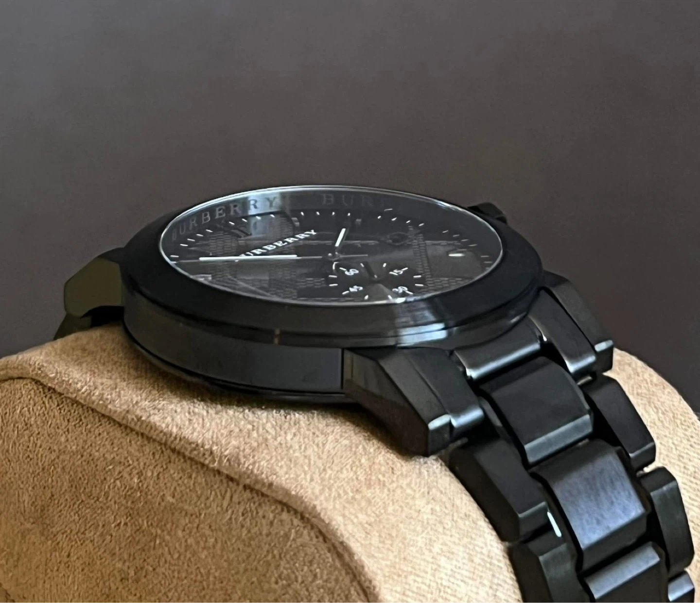 FOR SALE ✨ Burberry Men’s The City Gunmetal Dial Steel Watch - photo 4