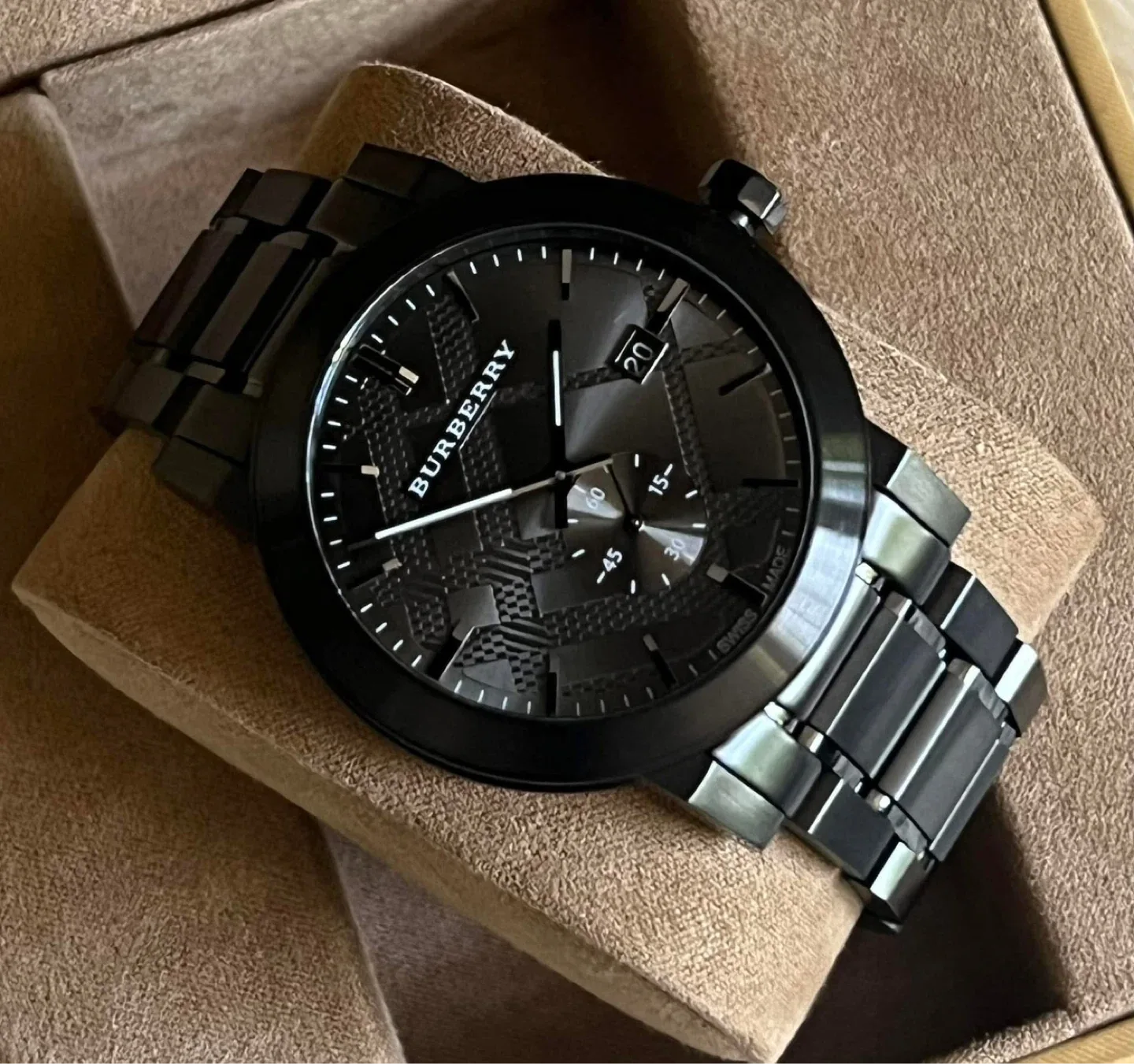 FOR SALE ✨ Burberry Men’s The City Gunmetal Dial Steel Watch - photo 3