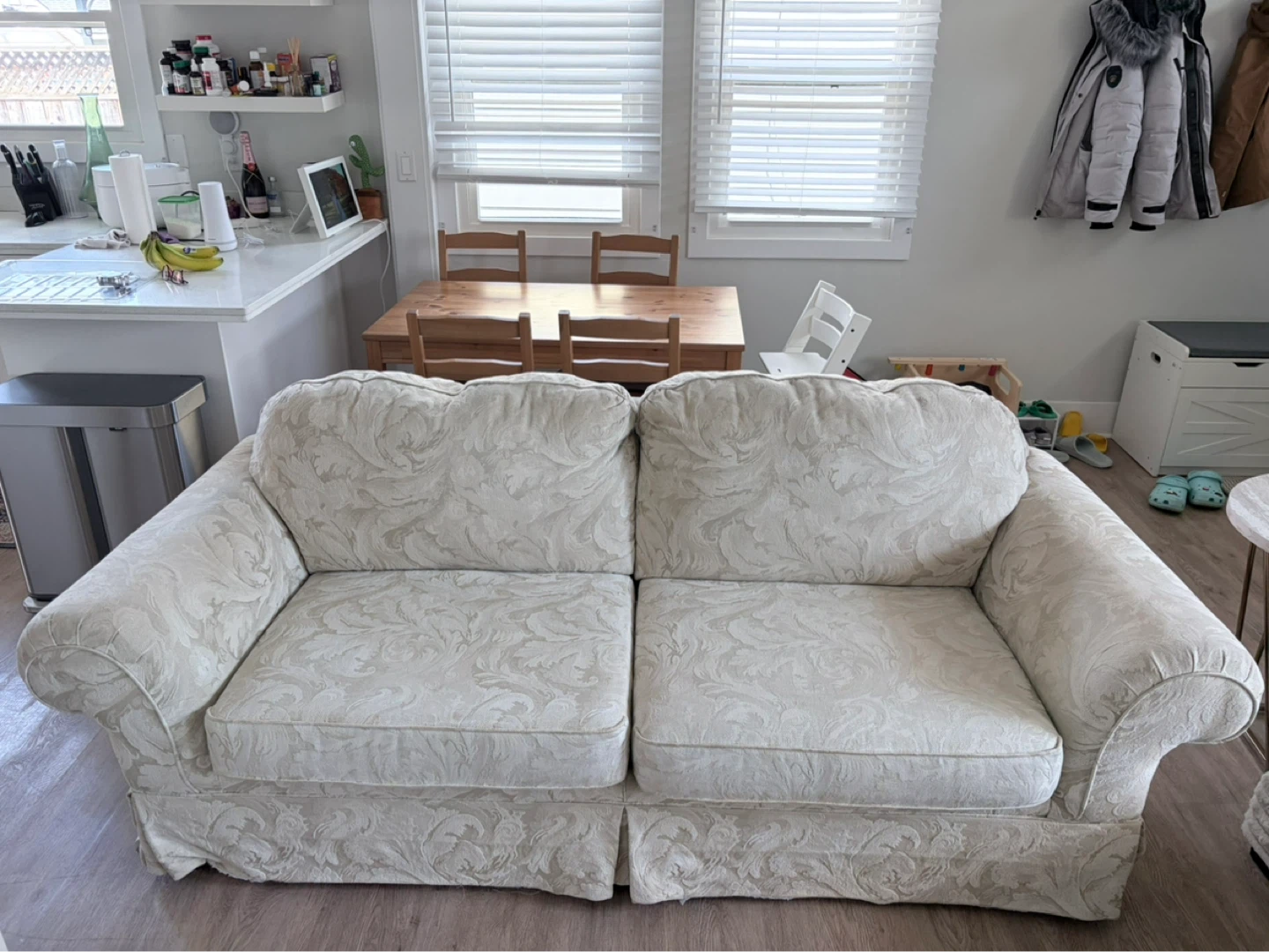 Beige sofa - photo 2