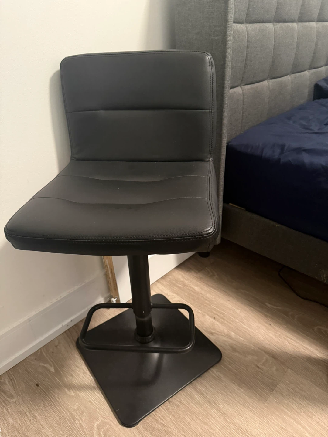 Black Faux Leather Bar Stool 2 pcs - photo 3