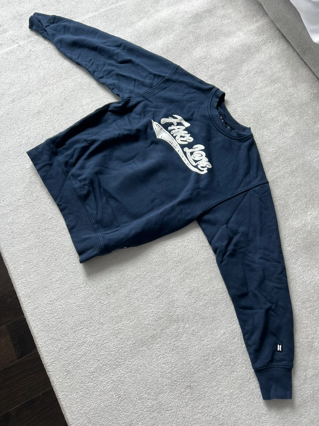 Big Hit Entertainment BTS Sweatshirt - Size L