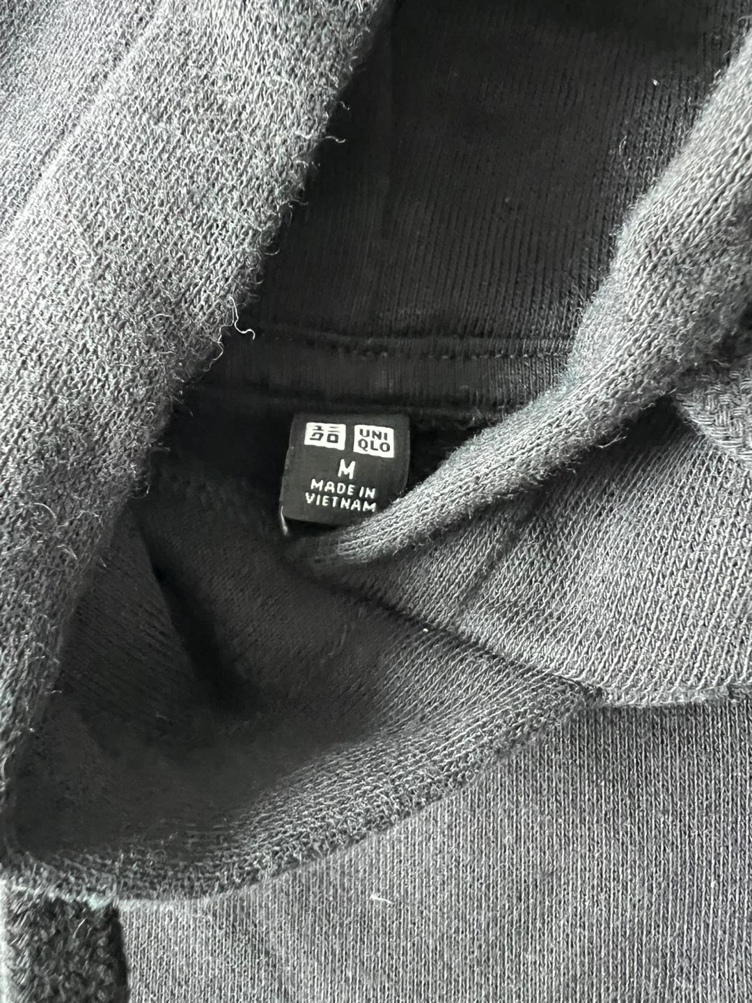 UNIQLO Black Hoodie - Size M - photo 2
