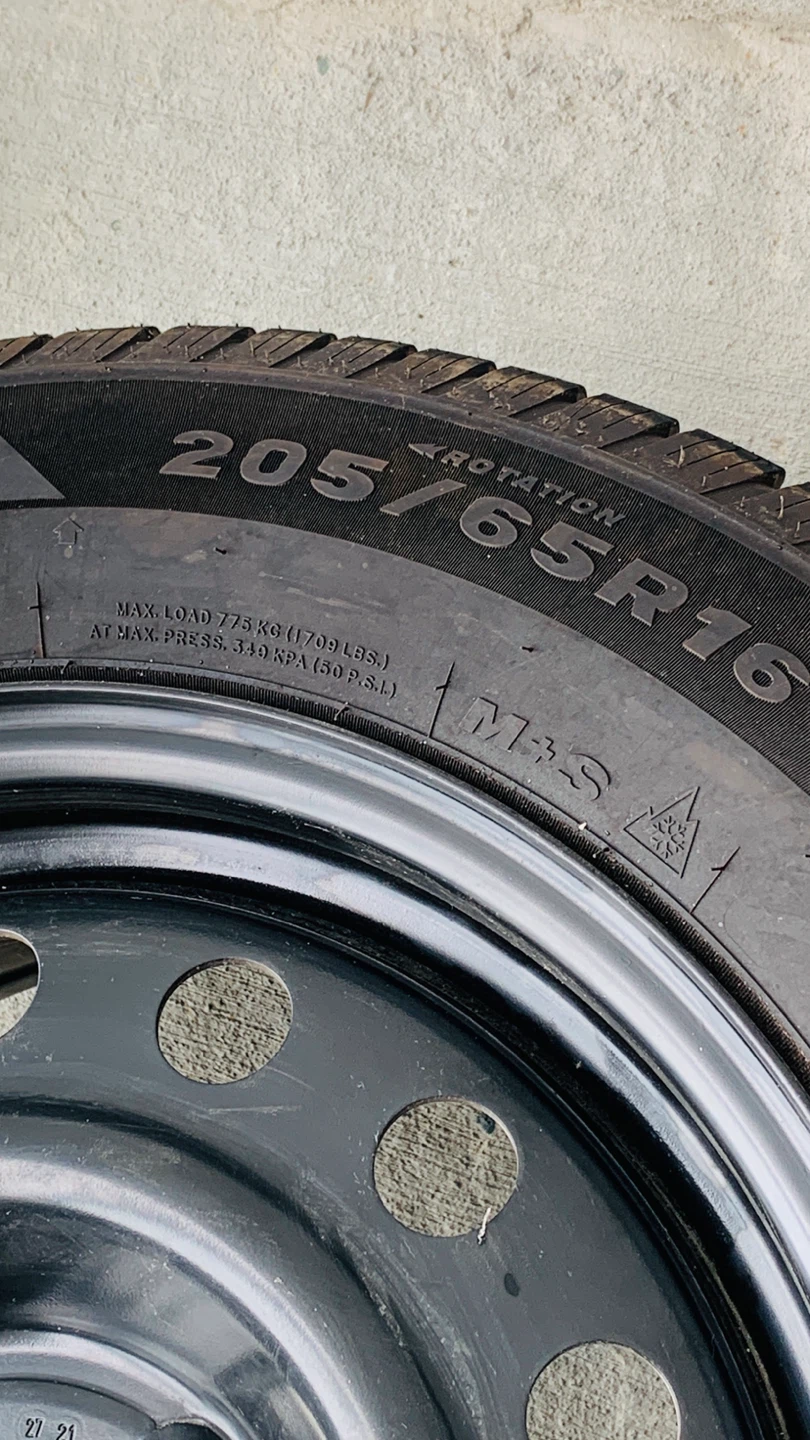 Set of four winter tires - photo 2