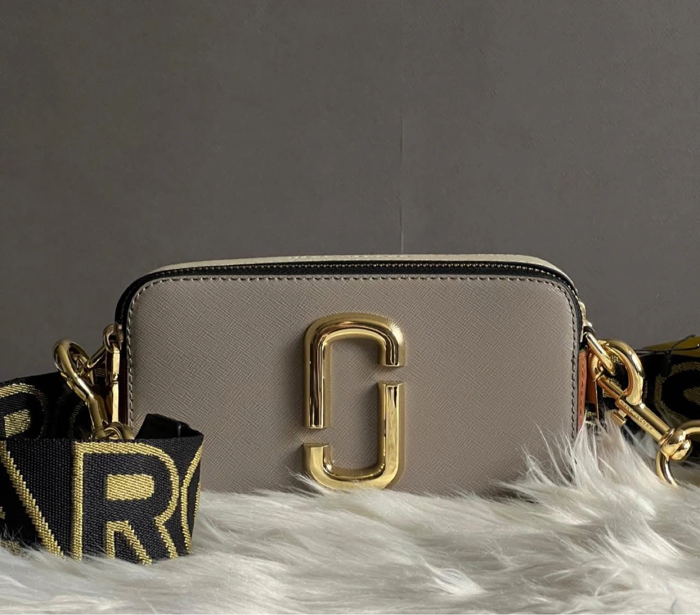 FOR SALE ✨ Brand new Marc Jacobs The Snapshot - photo 2