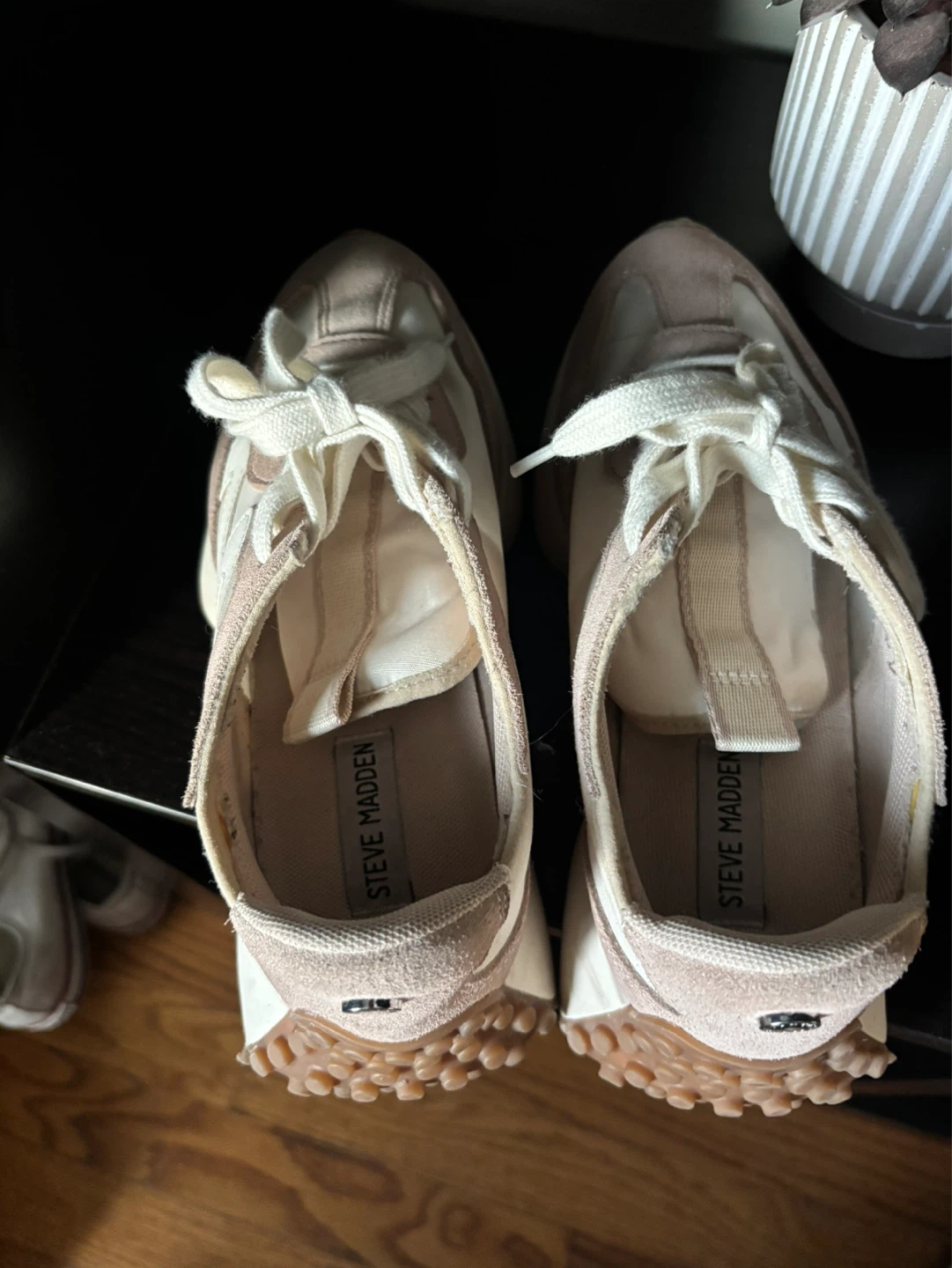 Steve Madden Women's Suede Fashion Sneakers - photo 5