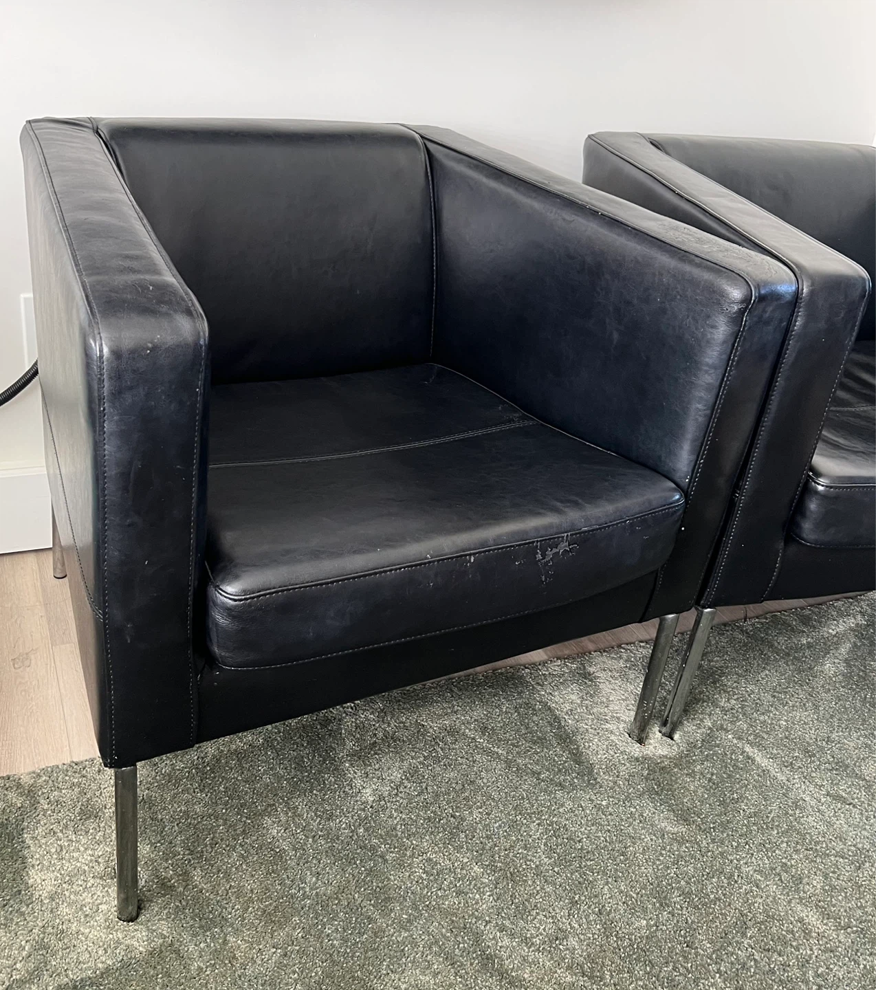 Black Leather Armchair ( 2 available ) - photo 4