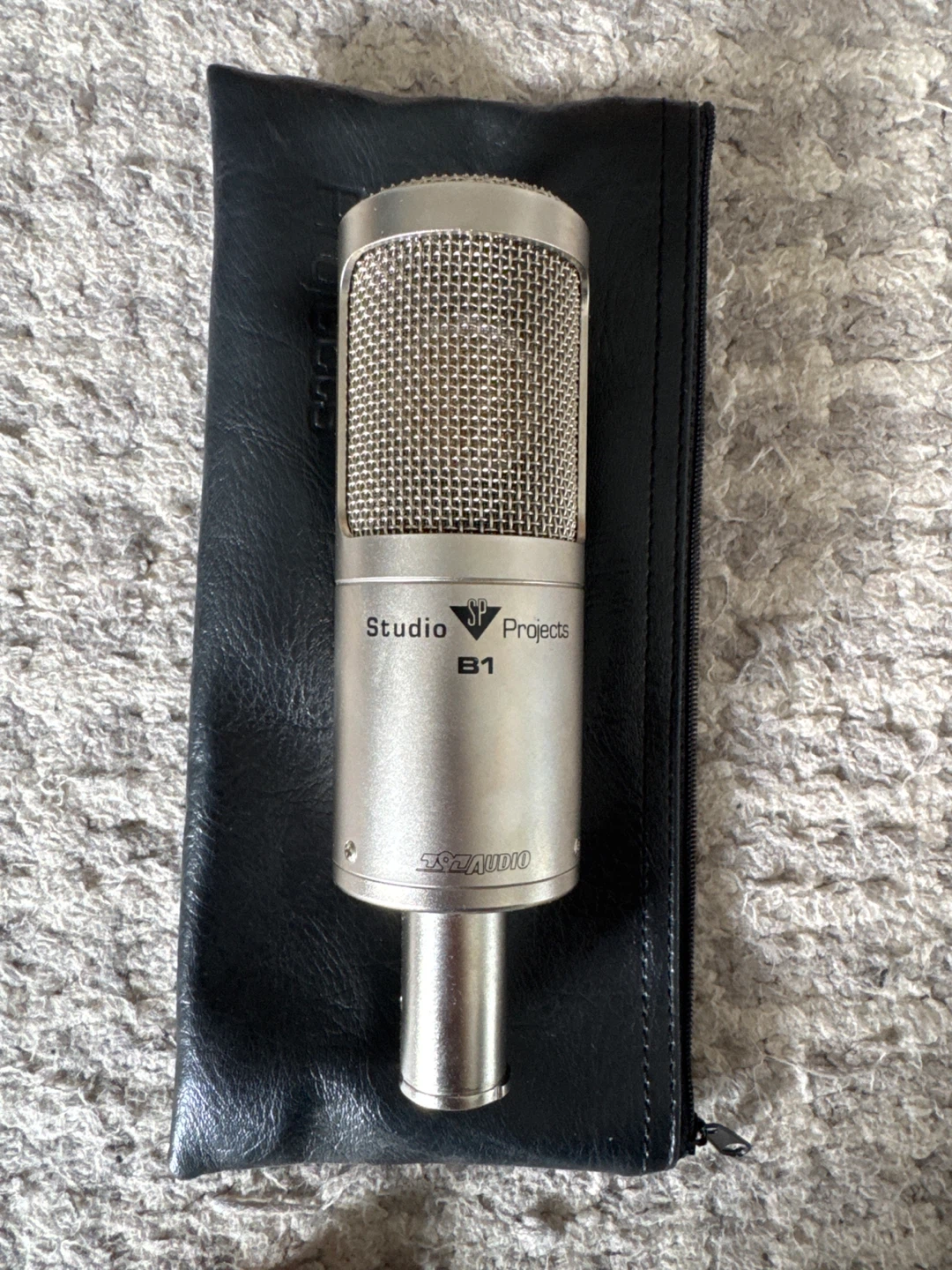 SP Studio Projects B1 Condenser Microphone w/ Pouch
