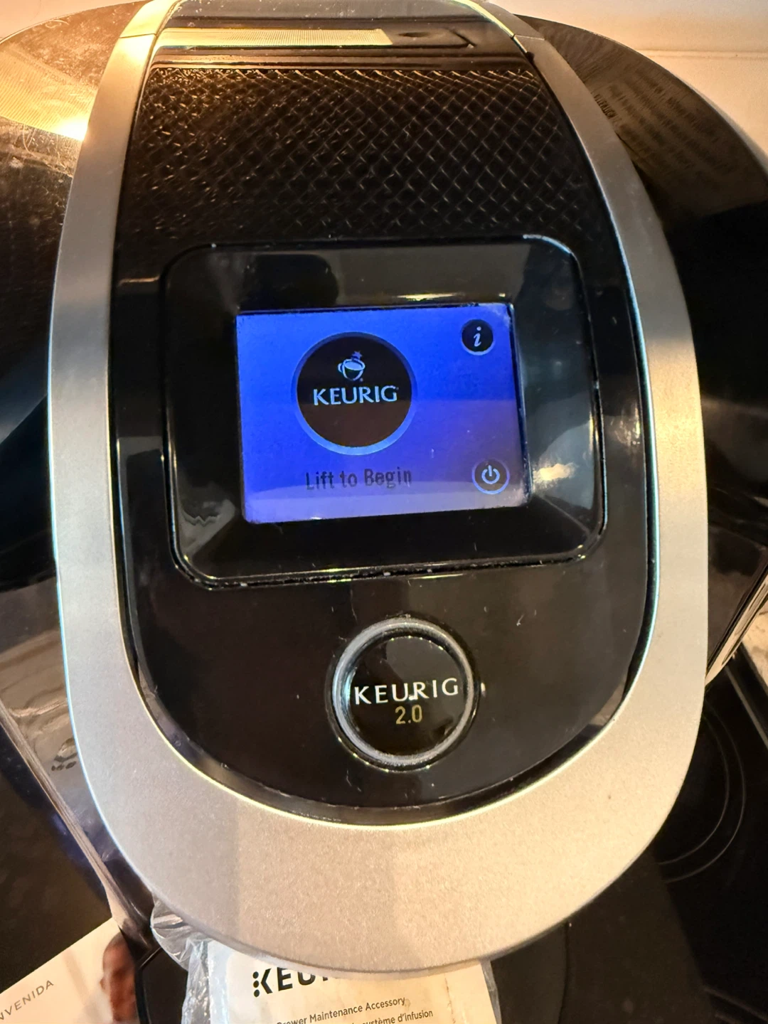 Keurig Coffee Maker - Carafe, K-Cups and tray - photo 3