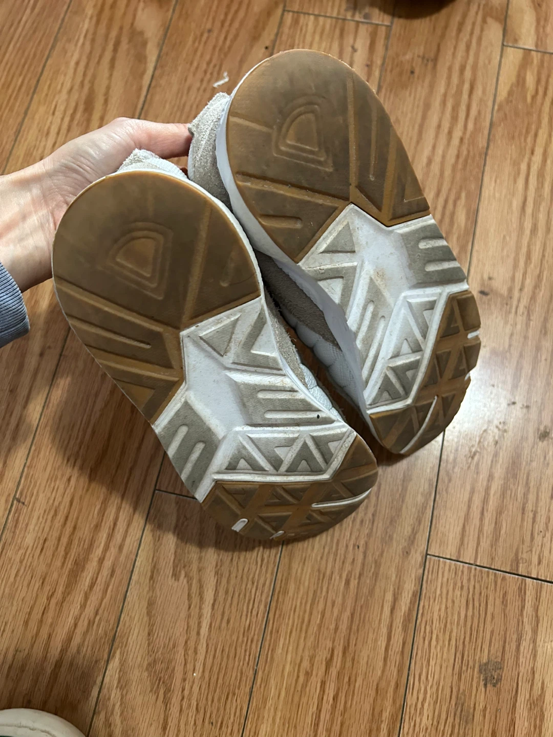 Size 5 Champion Kids Shoes - photo 4