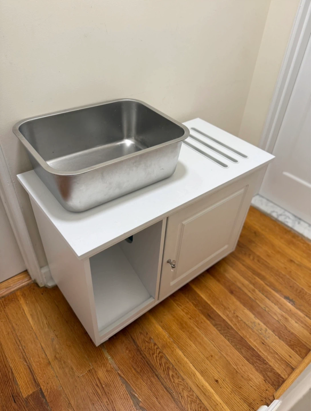 White Litter Box Enclosure Cabinet - photo 2