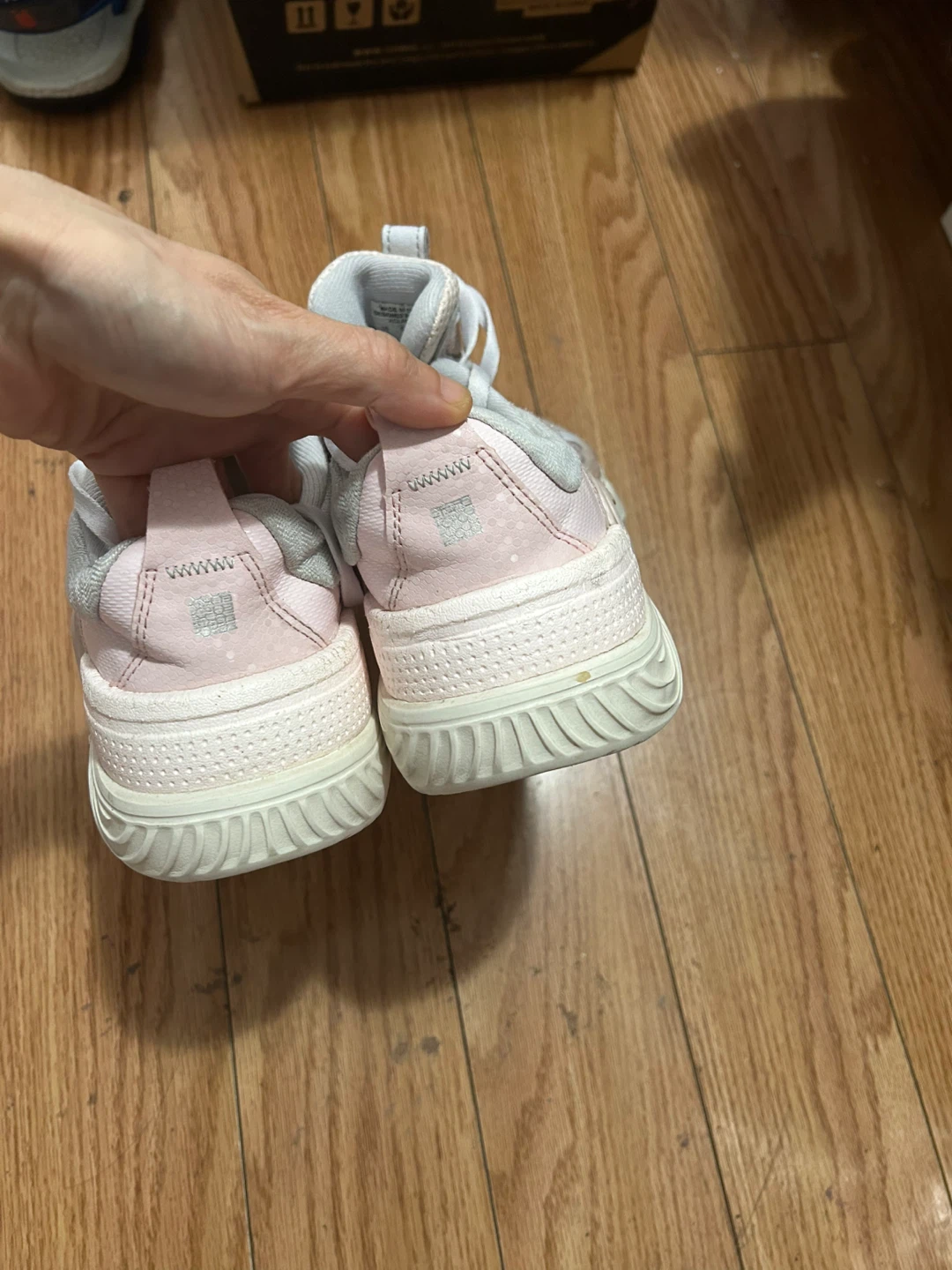 Size 8 Women LiNing Spark Running Shoes - photo 5