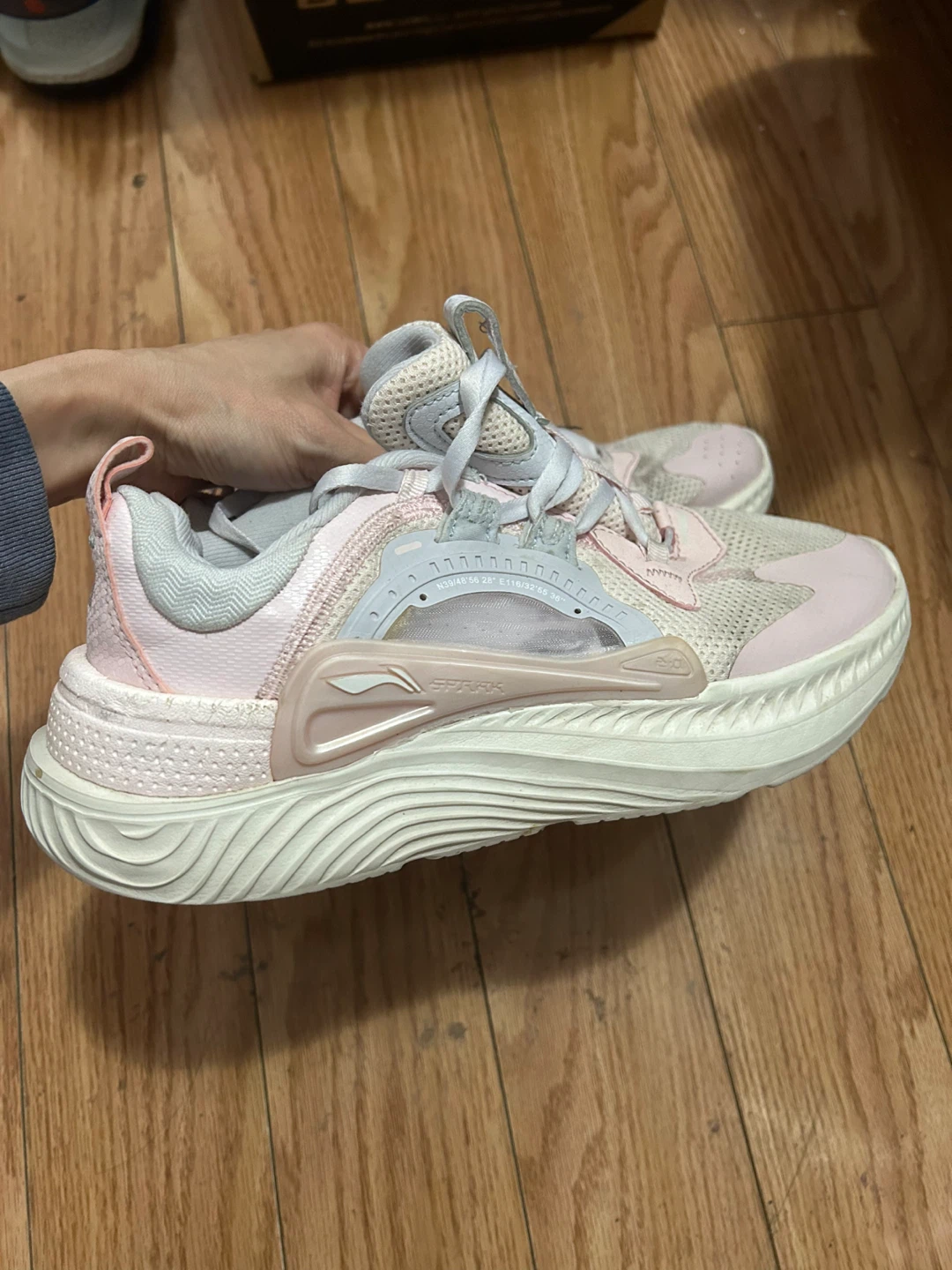 Size 8 Women LiNing Spark Running Shoes - photo 2