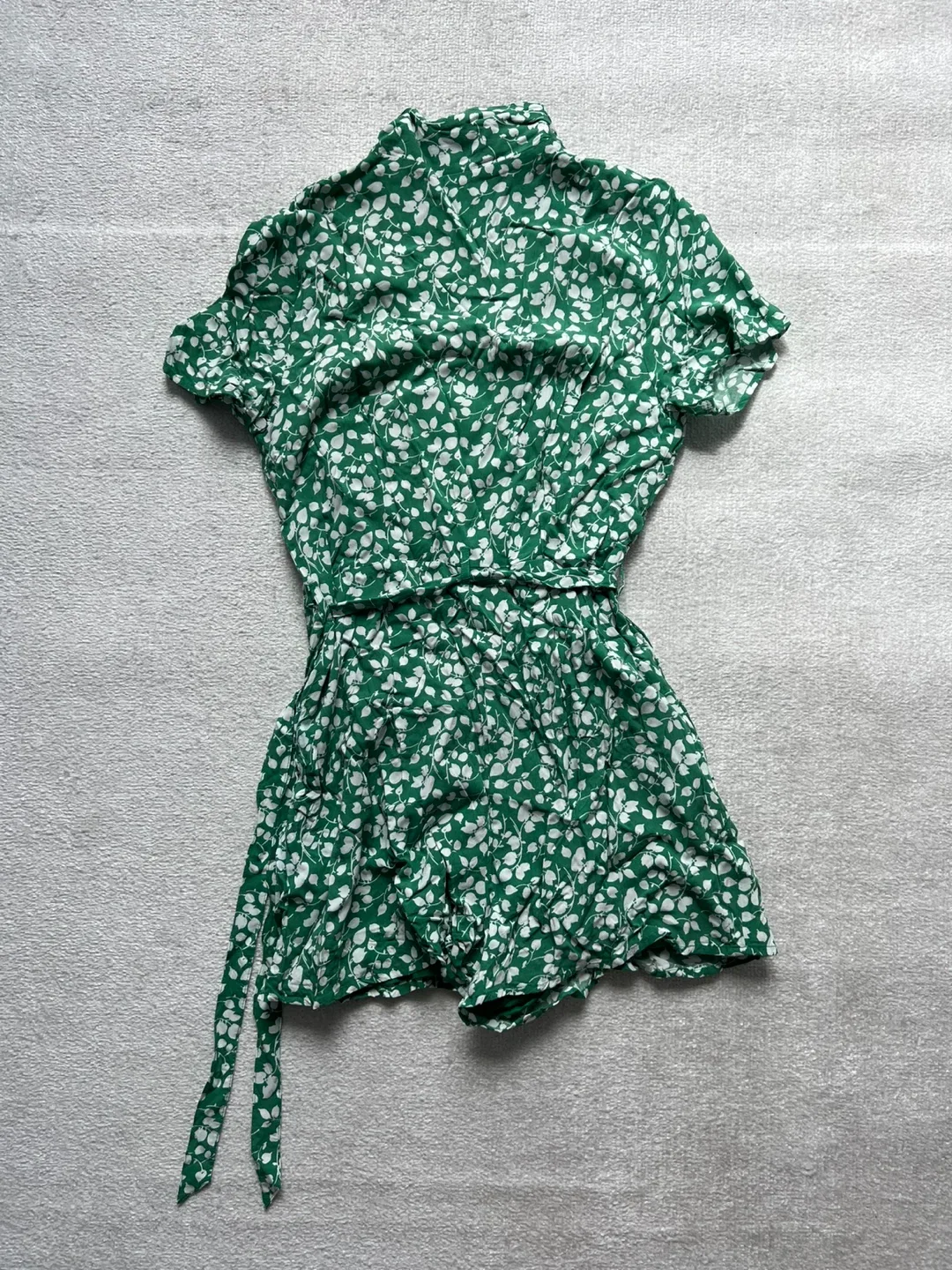 Abercrombie & Fitch Green Floral Romper Size M - photo 4
