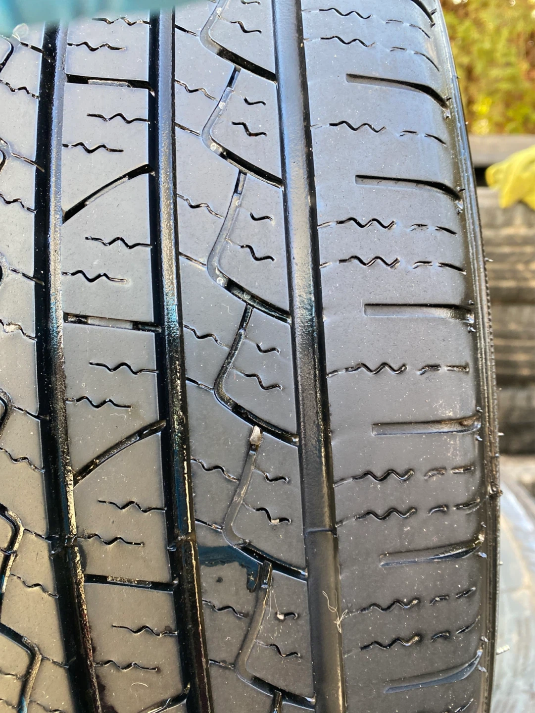 215/60R17 Tires - Set of 4 - photo 4