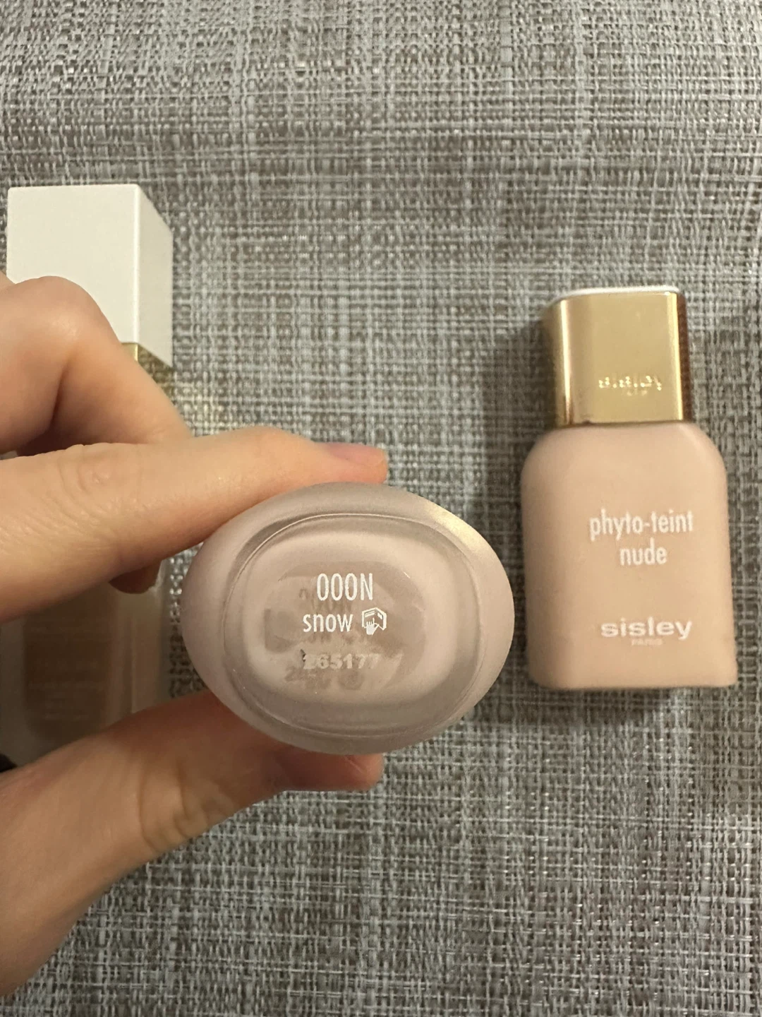 Sisley Phyto-Teint Nude Foundation - Snow 000N - photo 4
