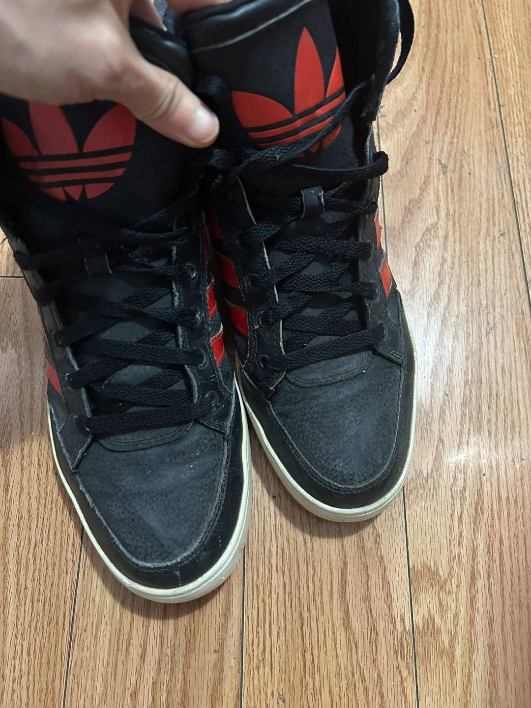 Size 11 Men Adidas High Top Sneakers Black Red - photo 5