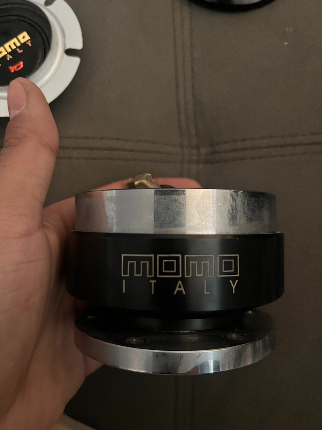 Momo Steering Wheel with Quick Release Hub Kit - photo 2