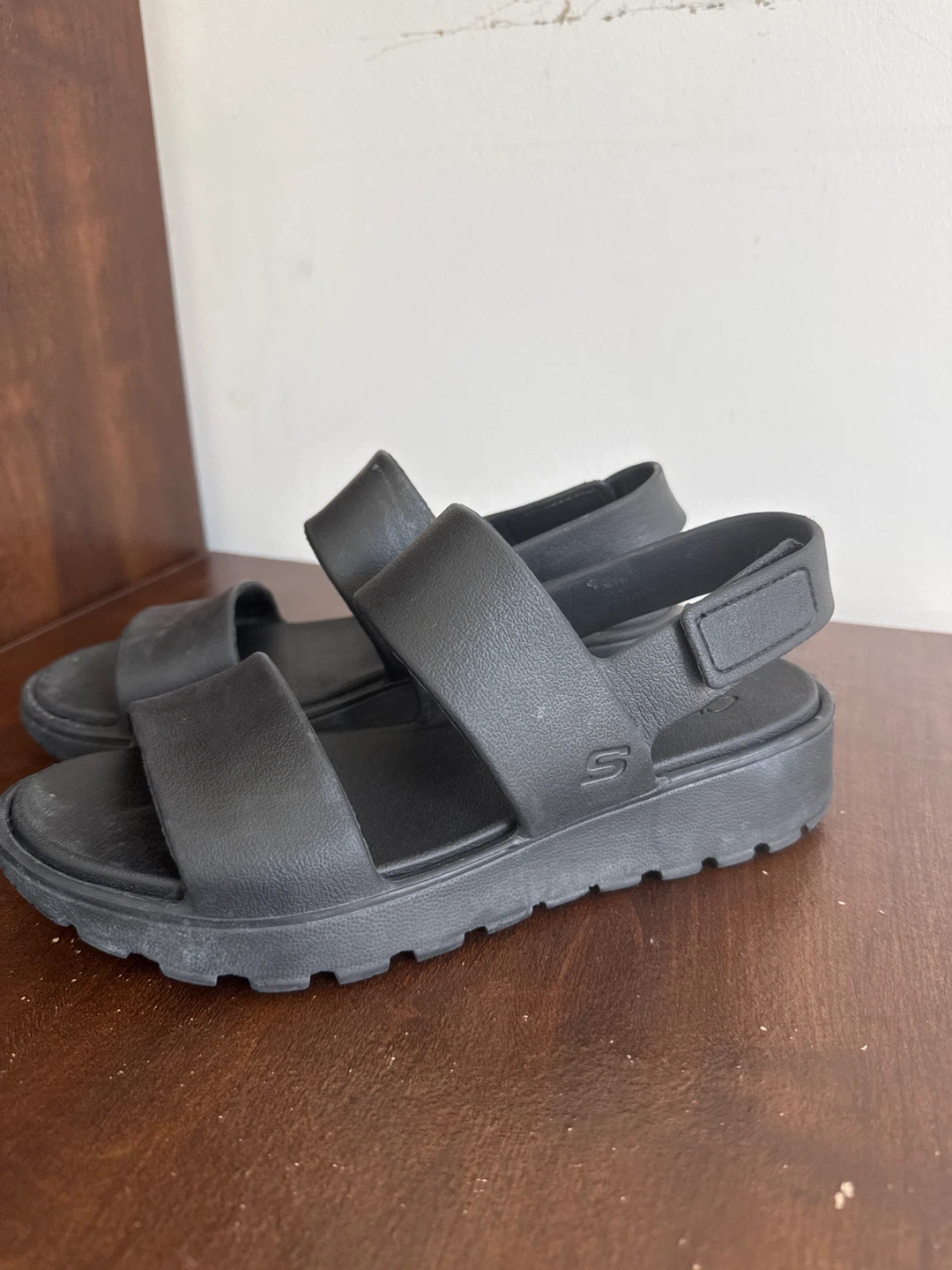 Skechers Women's Black Foam Sandals