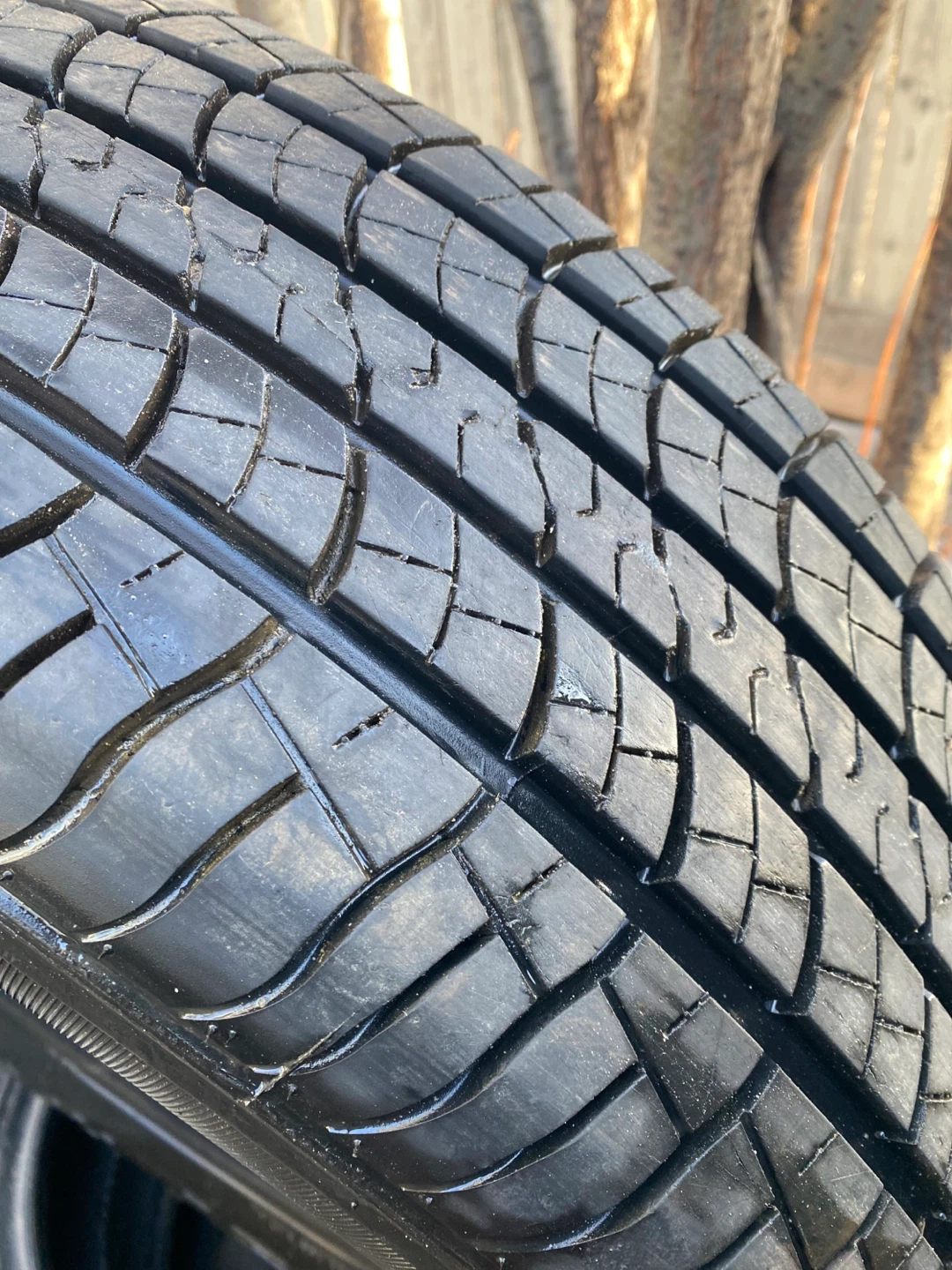 Uniroyal Tiger Paw 215/70R16 100H Tires (Set of 3) - photo 4