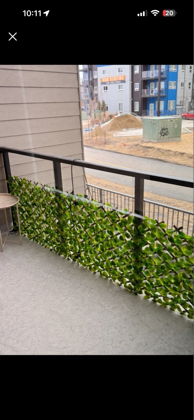 Expandable Faux Ivy Privacy Screen