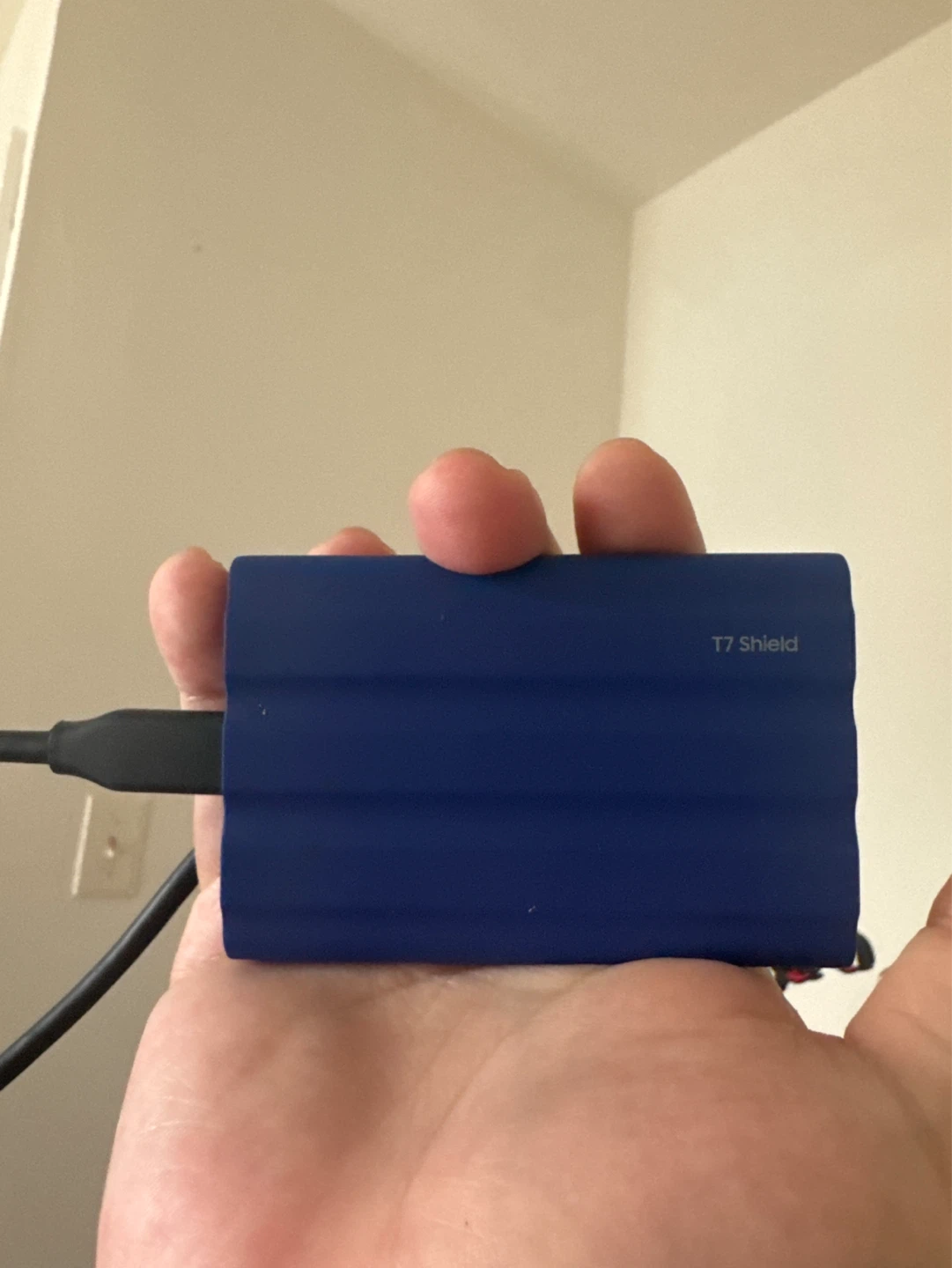 Samsung T7 Shield Portable SSD 1TB - Blue - photo 2