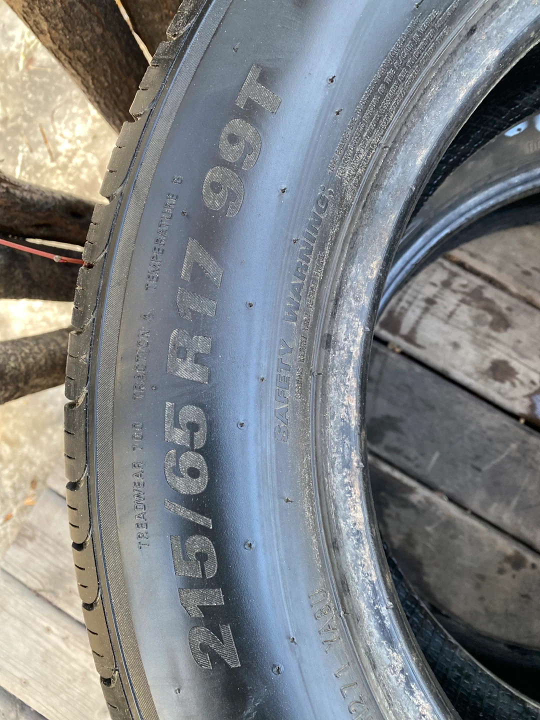 Kumho Solus TA71 Tire 215/65 R17 99T - photo 2